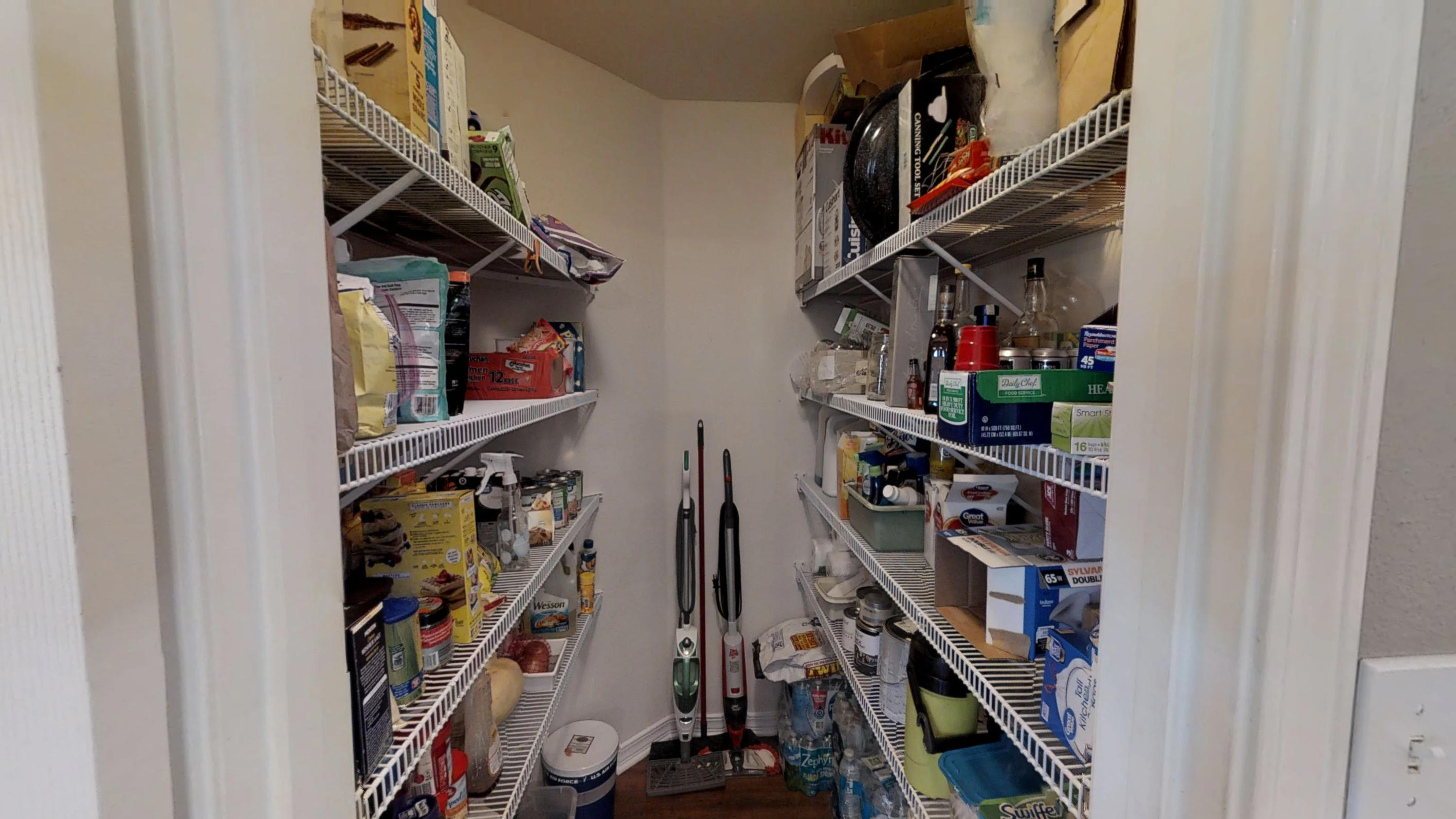 HOLLEY BY THE SEA - Residential