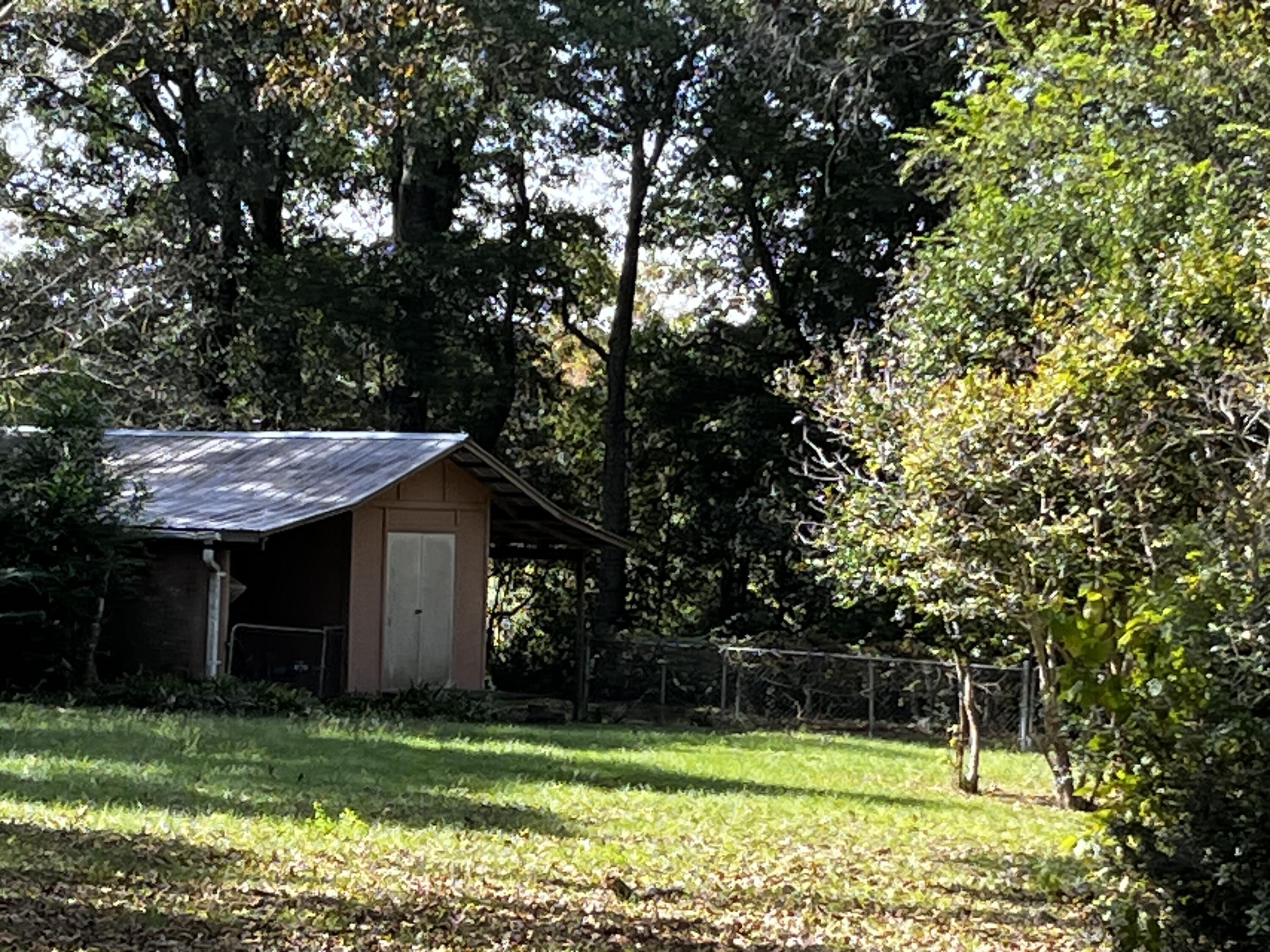 METES & BOUNDS - Land