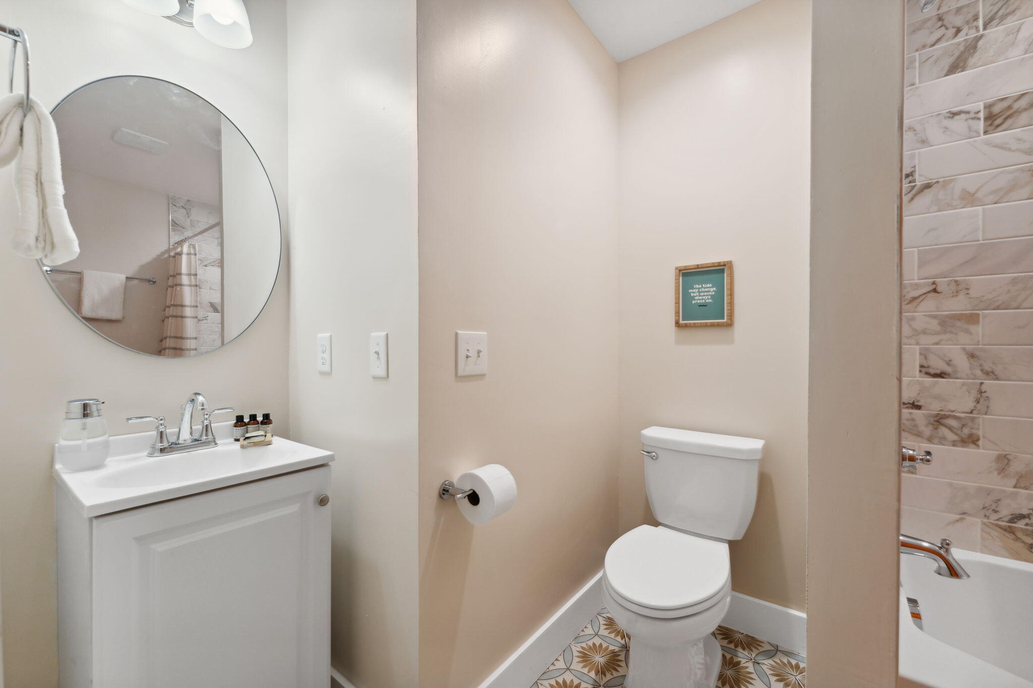 LAGUNA BEACH ESTATES 2ND ADDN - Residential