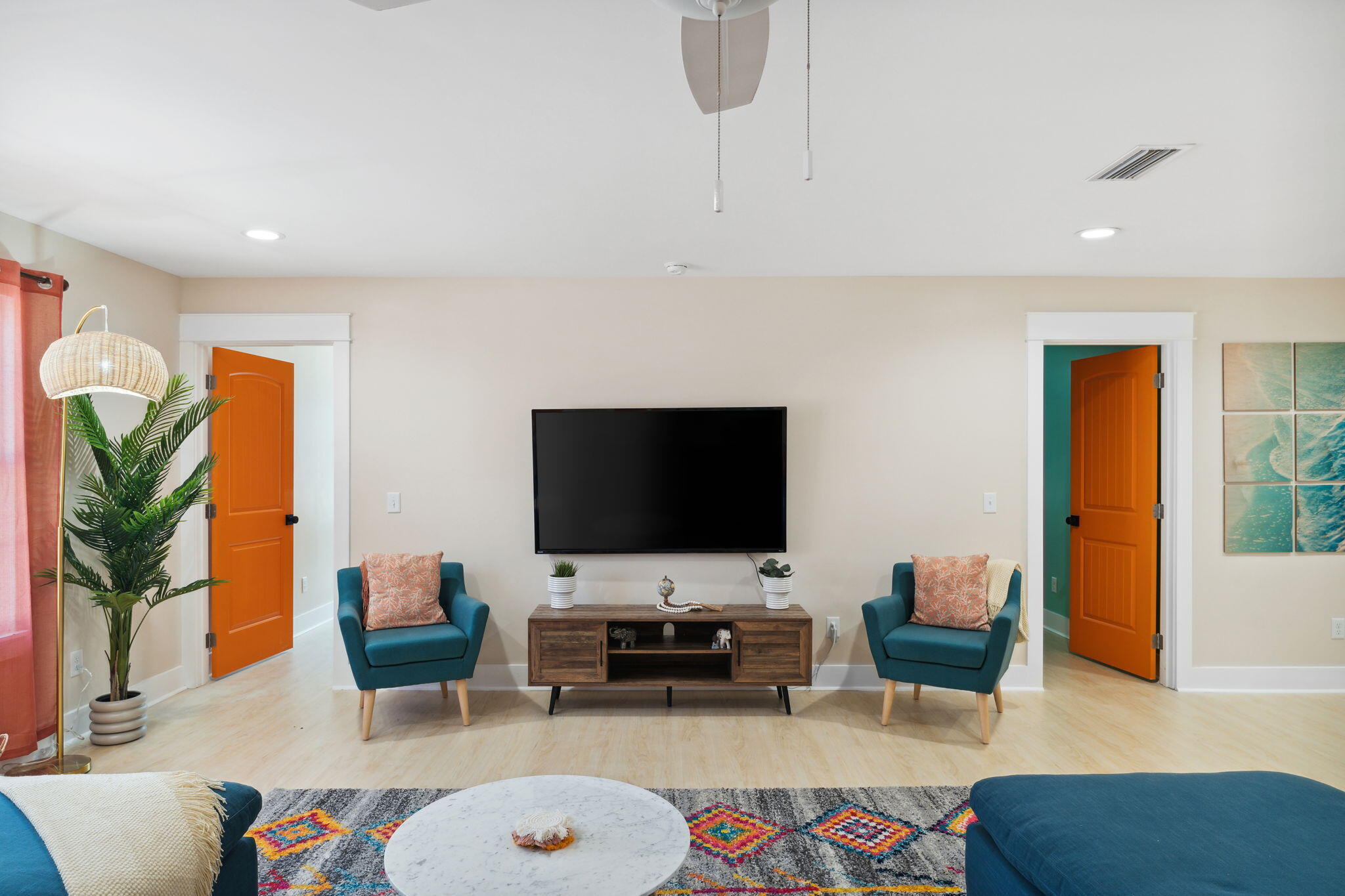 LAGUNA BEACH ESTATES 2ND ADDN - Residential