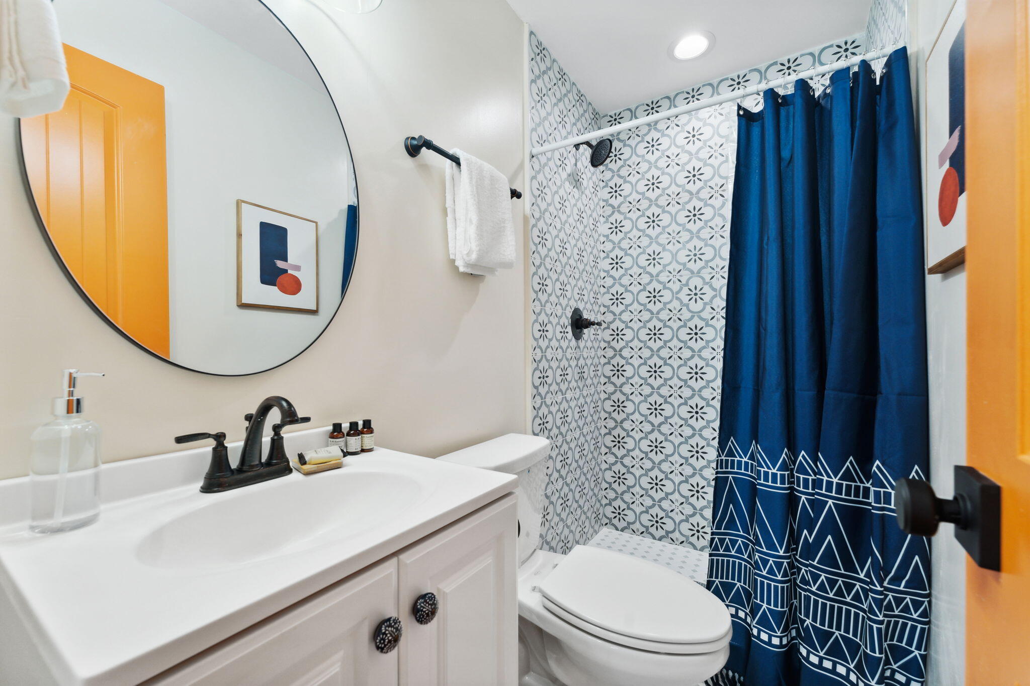 LAGUNA BEACH ESTATES 2ND ADDN - Residential