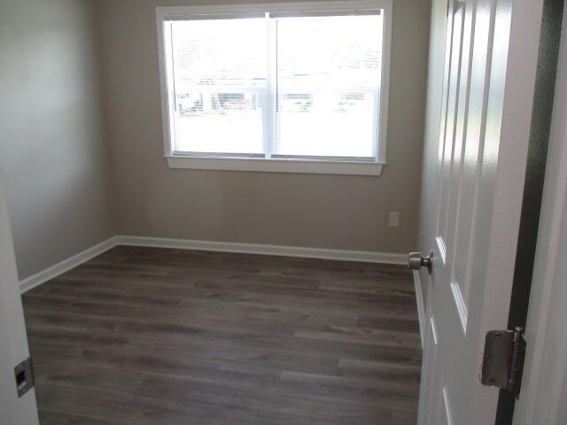 OAK TREE PARK - Residential