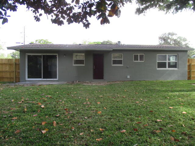 OAK TREE PARK - Residential