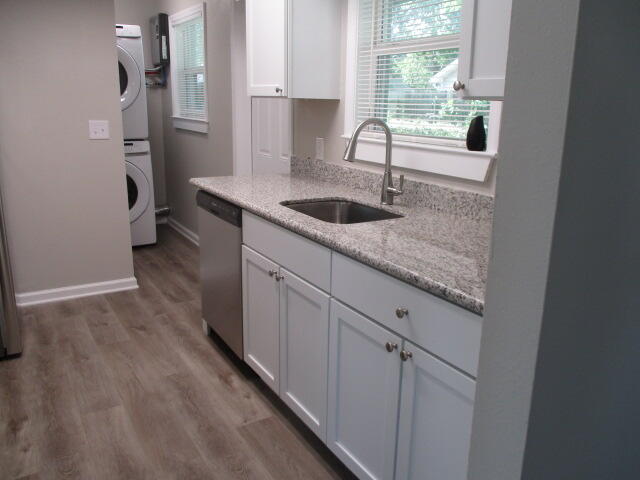 OAK TREE PARK - Residential