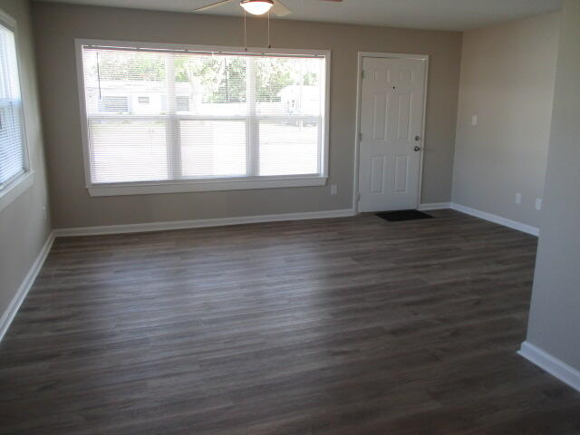 OAK TREE PARK - Residential