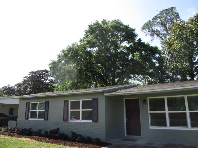 OAK TREE PARK - Residential