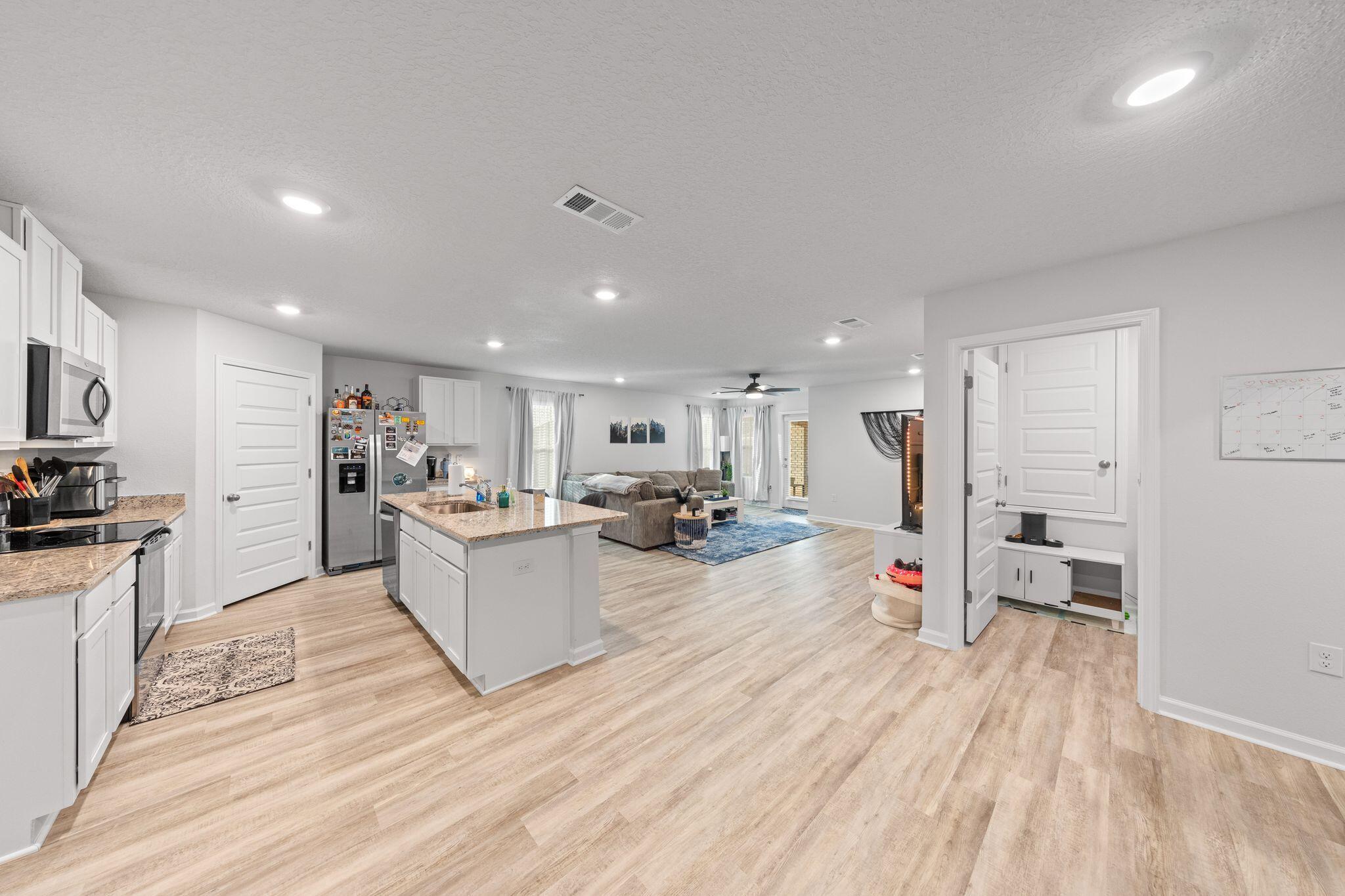 PLANTATION WOODS - Residential