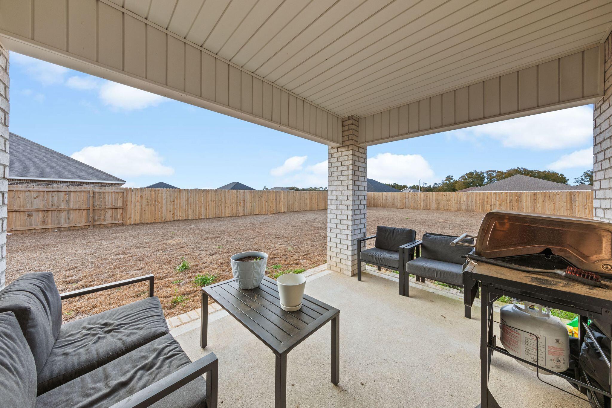 PLANTATION WOODS - Residential