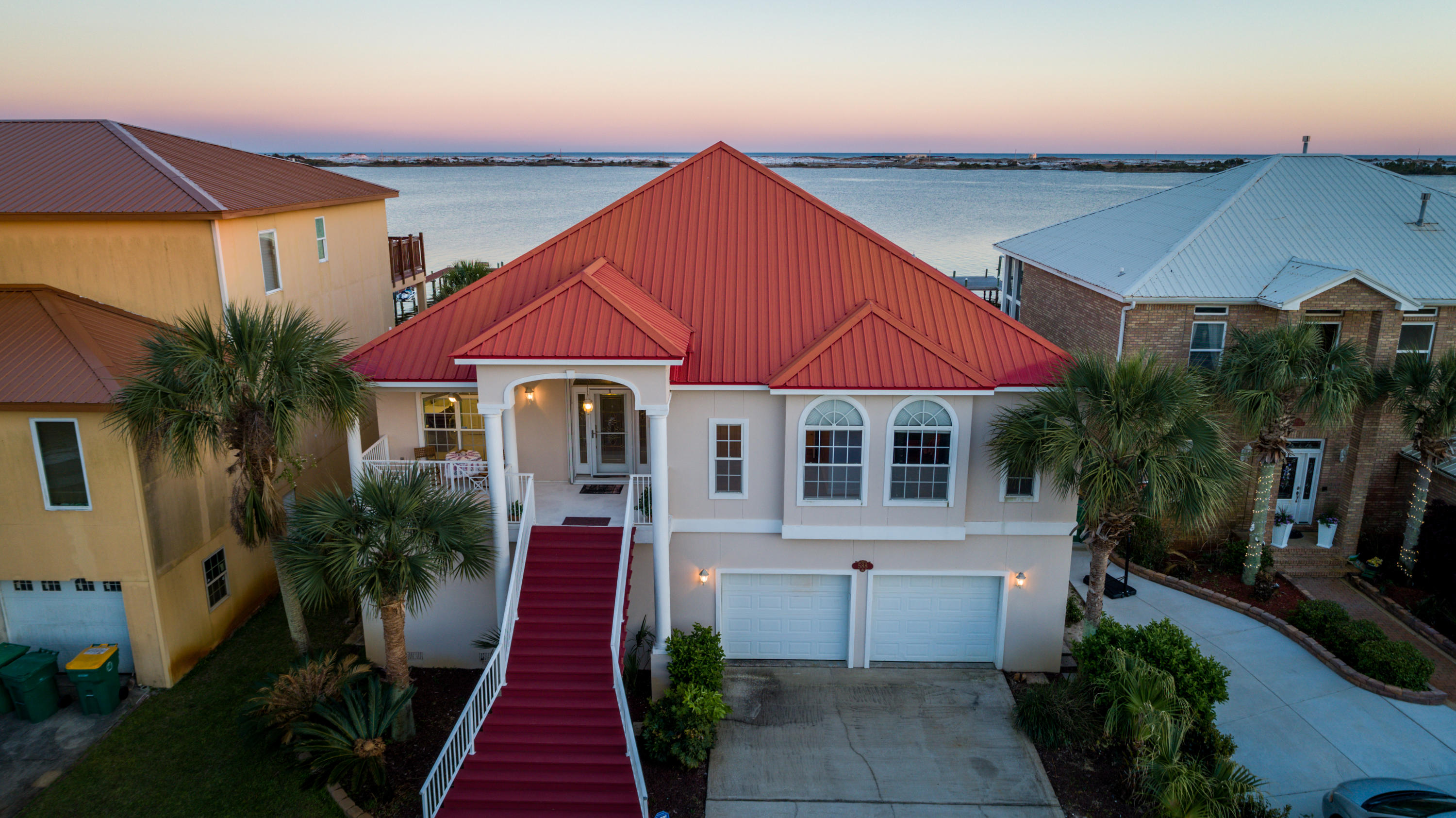 SPARKLING WATERS - Residential