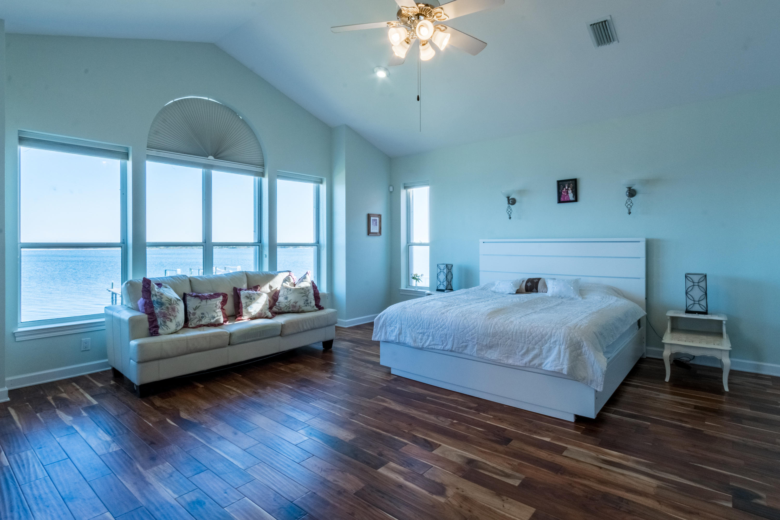 SPARKLING WATERS - Residential