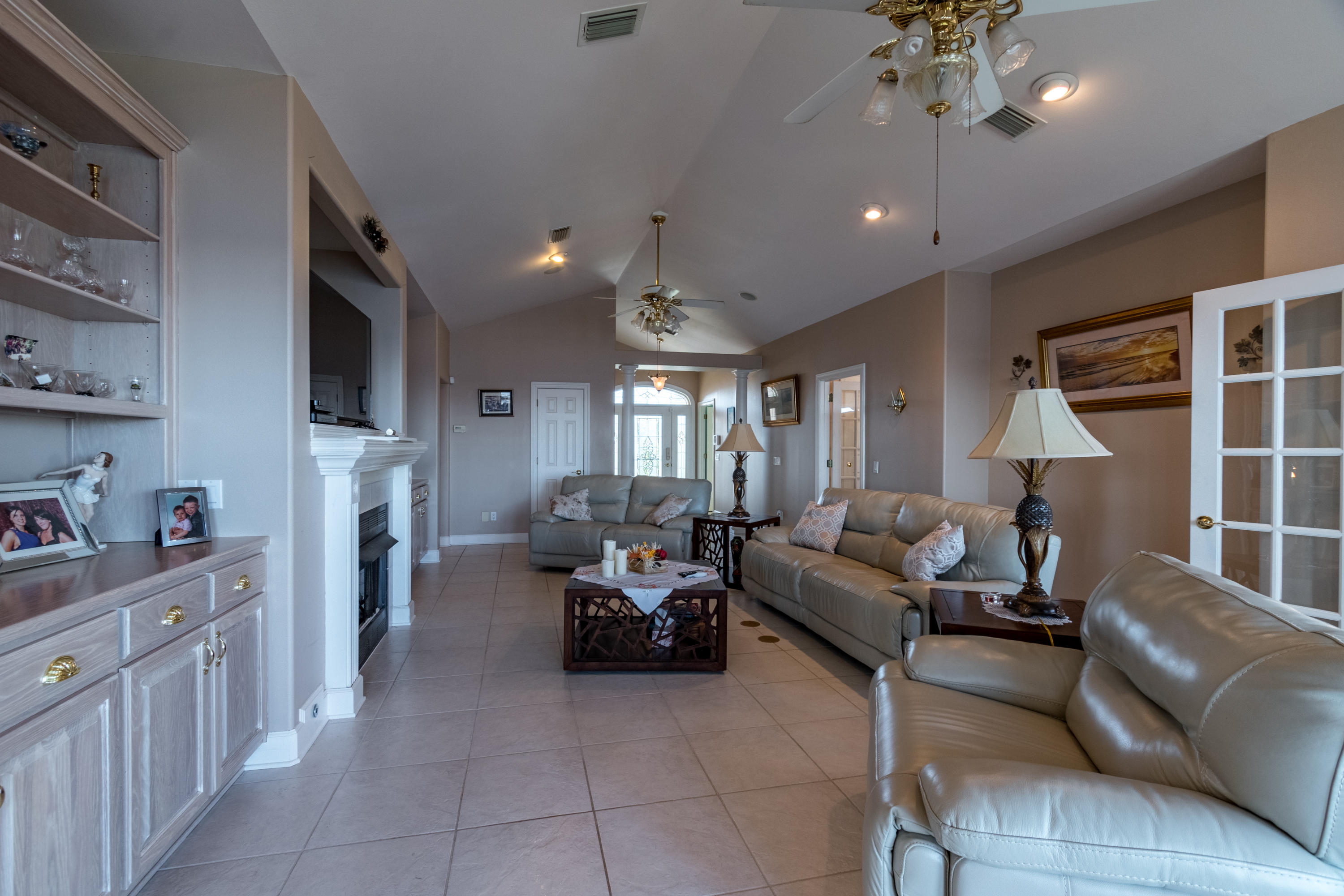 SPARKLING WATERS - Residential