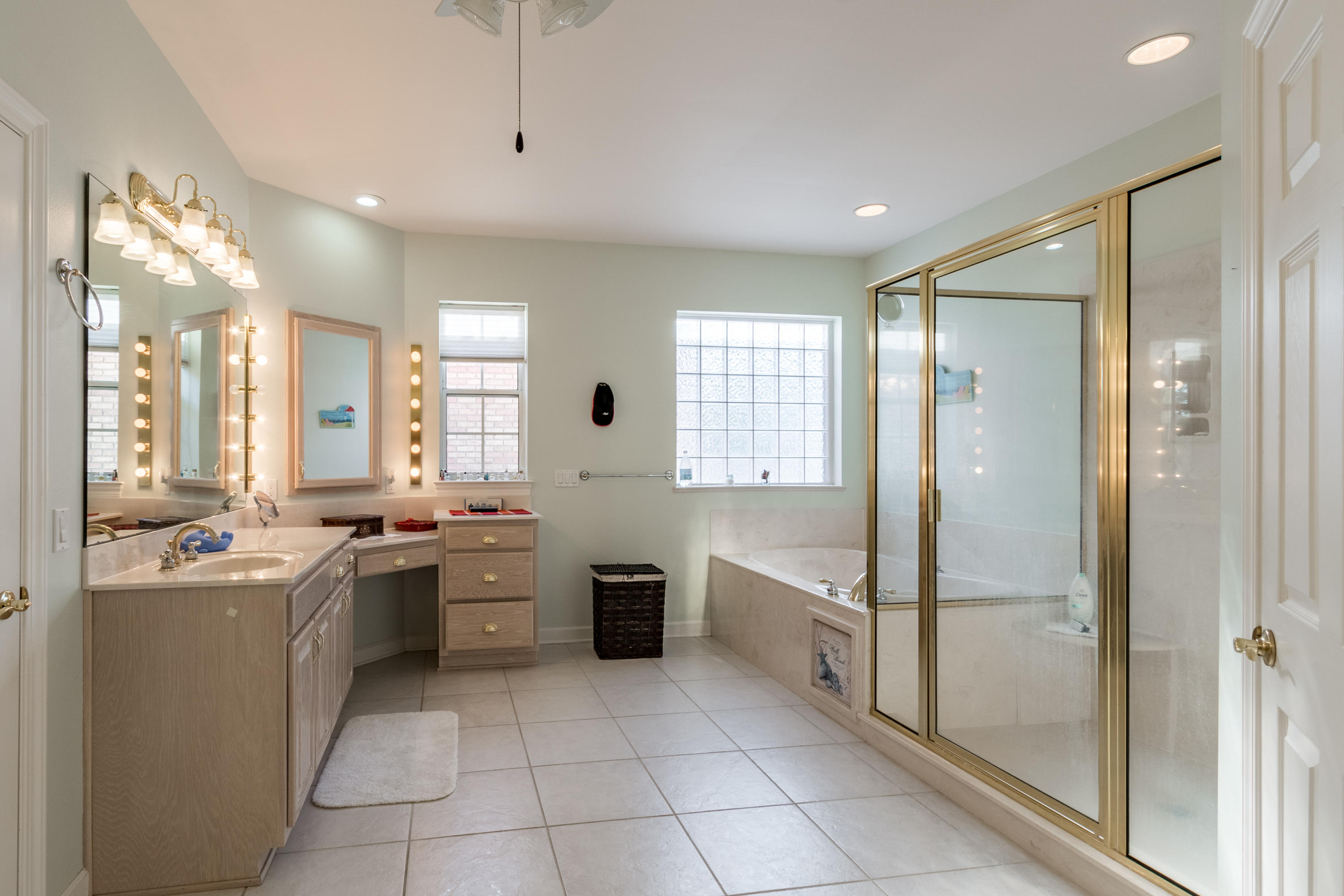 SPARKLING WATERS - Residential