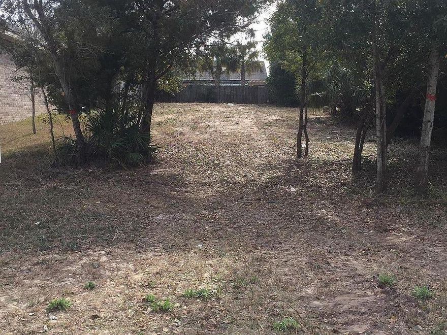 LOCATION LOCATION LOCATION! Perfectly located lot (already cleared) right in the heart of Destin, just a few blocks from the Destin Harbor Walk, Crab Island, public boat launch and city park. This is a RARE opportunity for you to build your DREAM home just minutes from the beach! Wonderful schools, shopping, dining, and entertainment are just minutes away!
Need HELP with house plans? We are including in th price a survey and engineer stamped house plans (full drawing package) for a 4 Bed, 2 Bath, 2 car garage, 1 story, 2,051 sq ft home (2906 sq ft total with garage) that was designed/drafted specifically for this lot by a local drafting company. Don't miss out on your chance to own a piece of Paradise in the perfect spot in Destin.