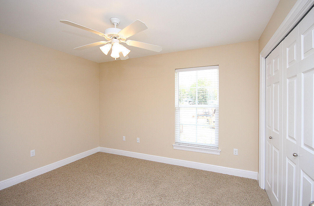 WALTON OAKS - Residential