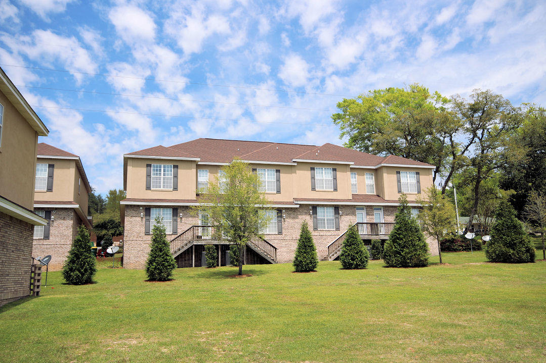 WALTON OAKS - Residential