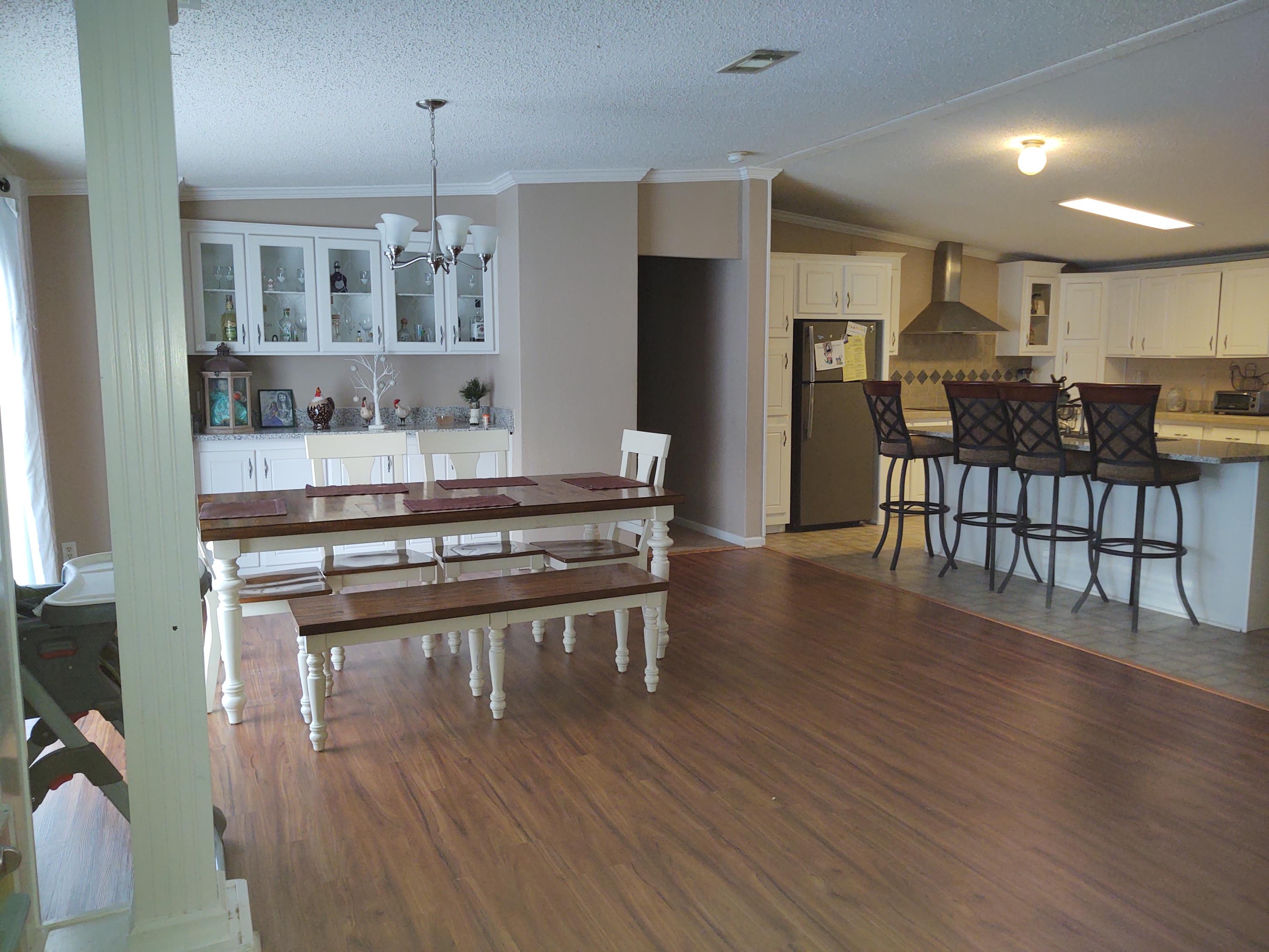 MALLARD CREEK UNREC - Metes and Bounds - Residential