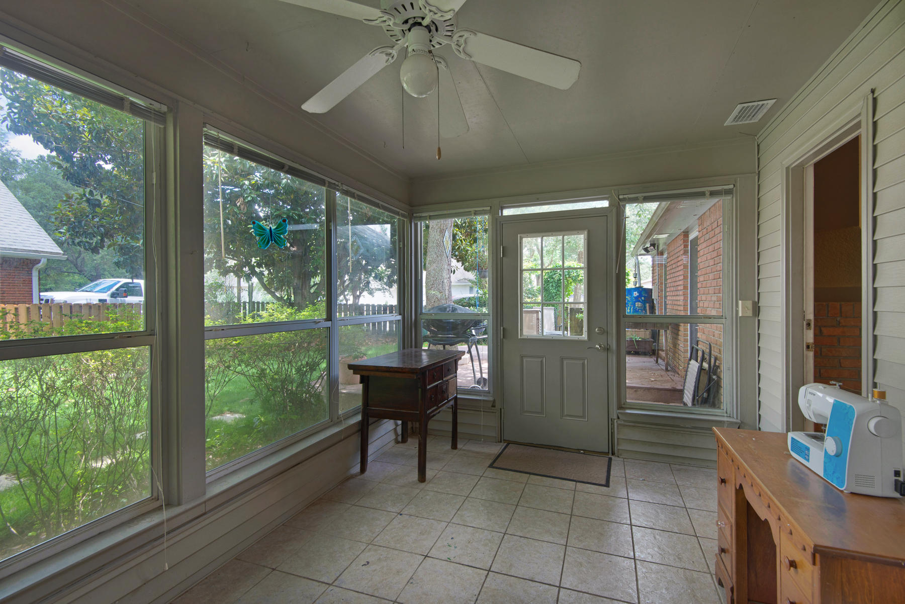 PARKWOOD LANE BLUEWATER BAY - Residential