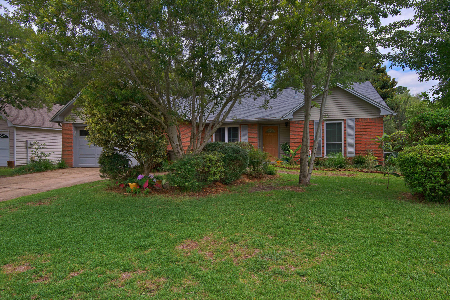 PARKWOOD LANE BLUEWATER BAY - Residential