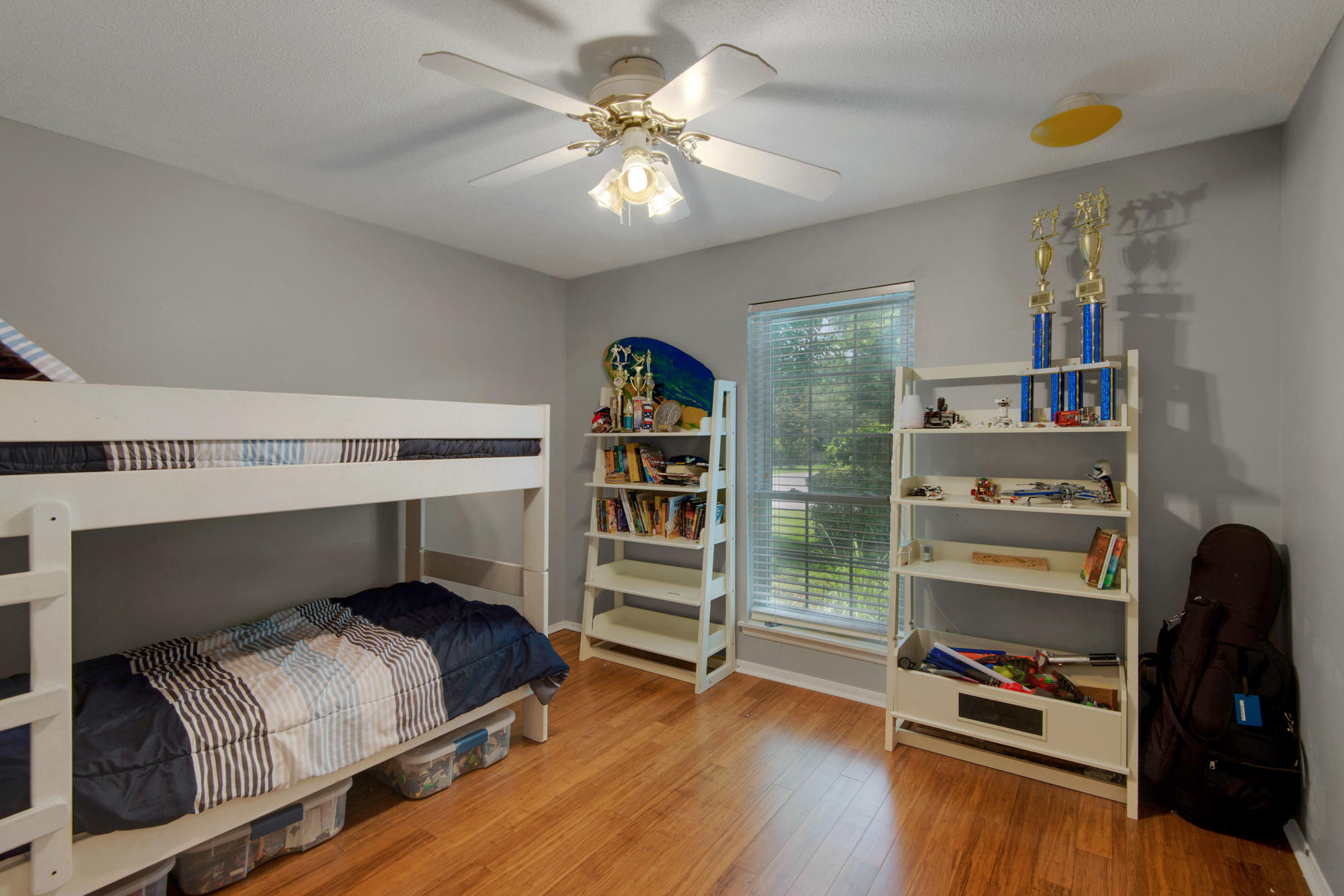 PARKWOOD LANE BLUEWATER BAY - Residential