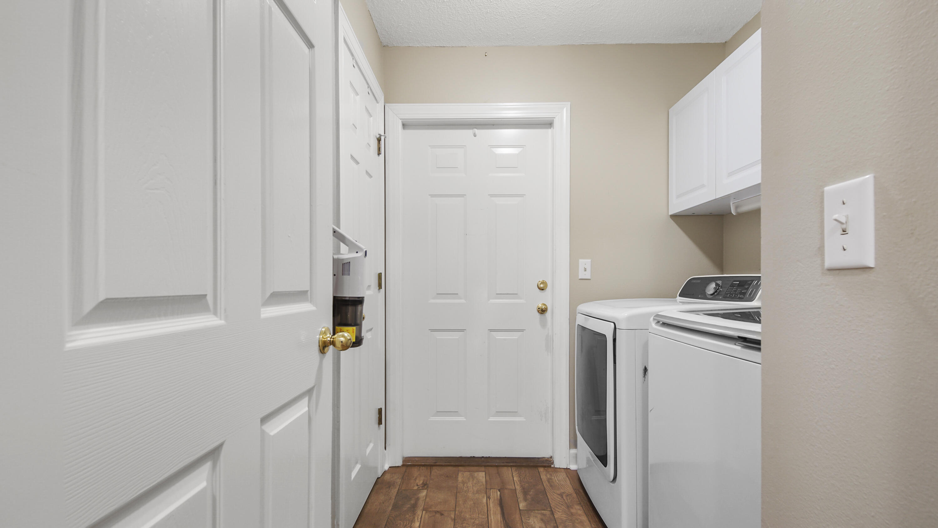 INDIAN LAKE PH 1 - Residential Lease