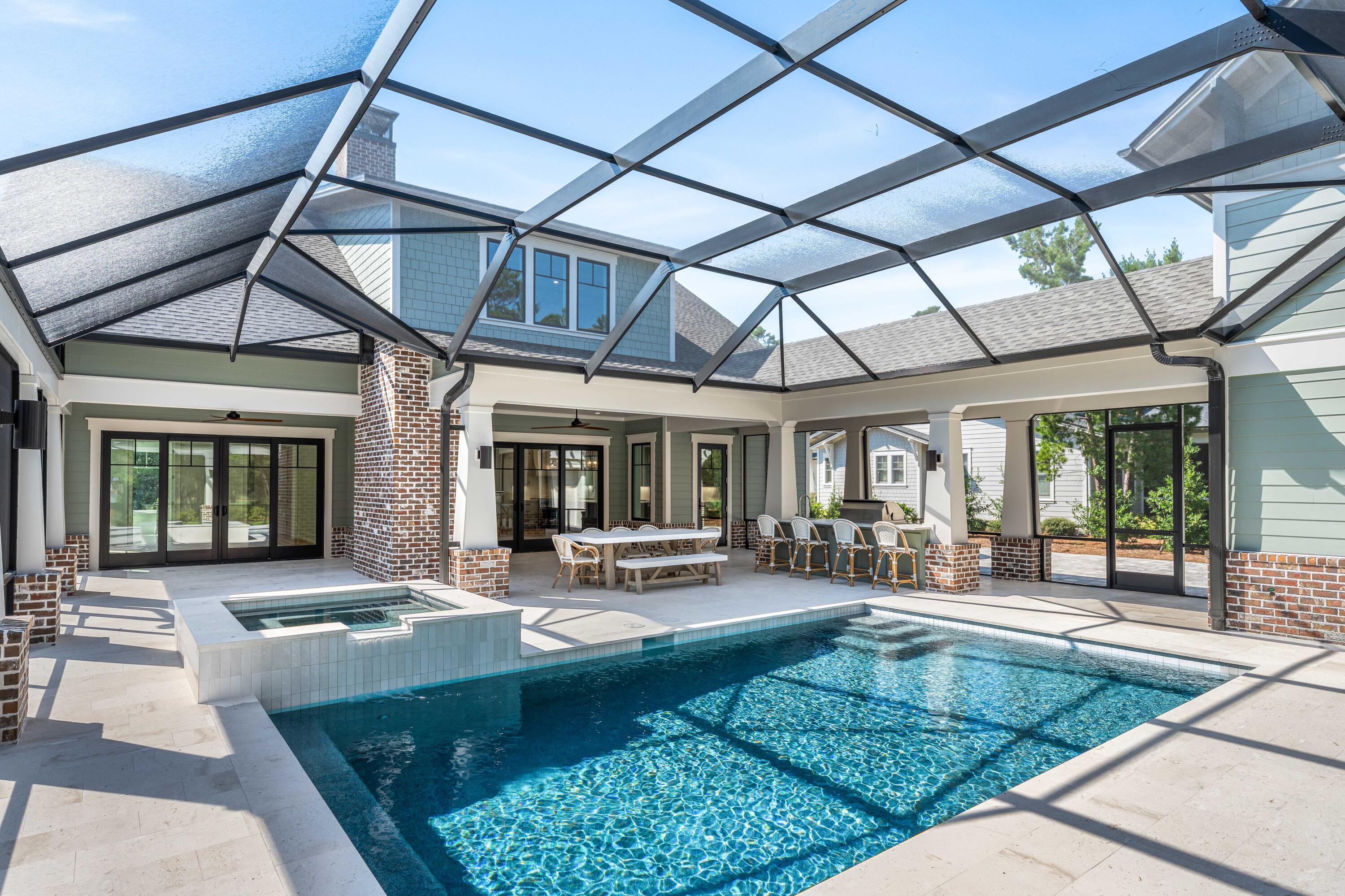 WILD HERON - Residential