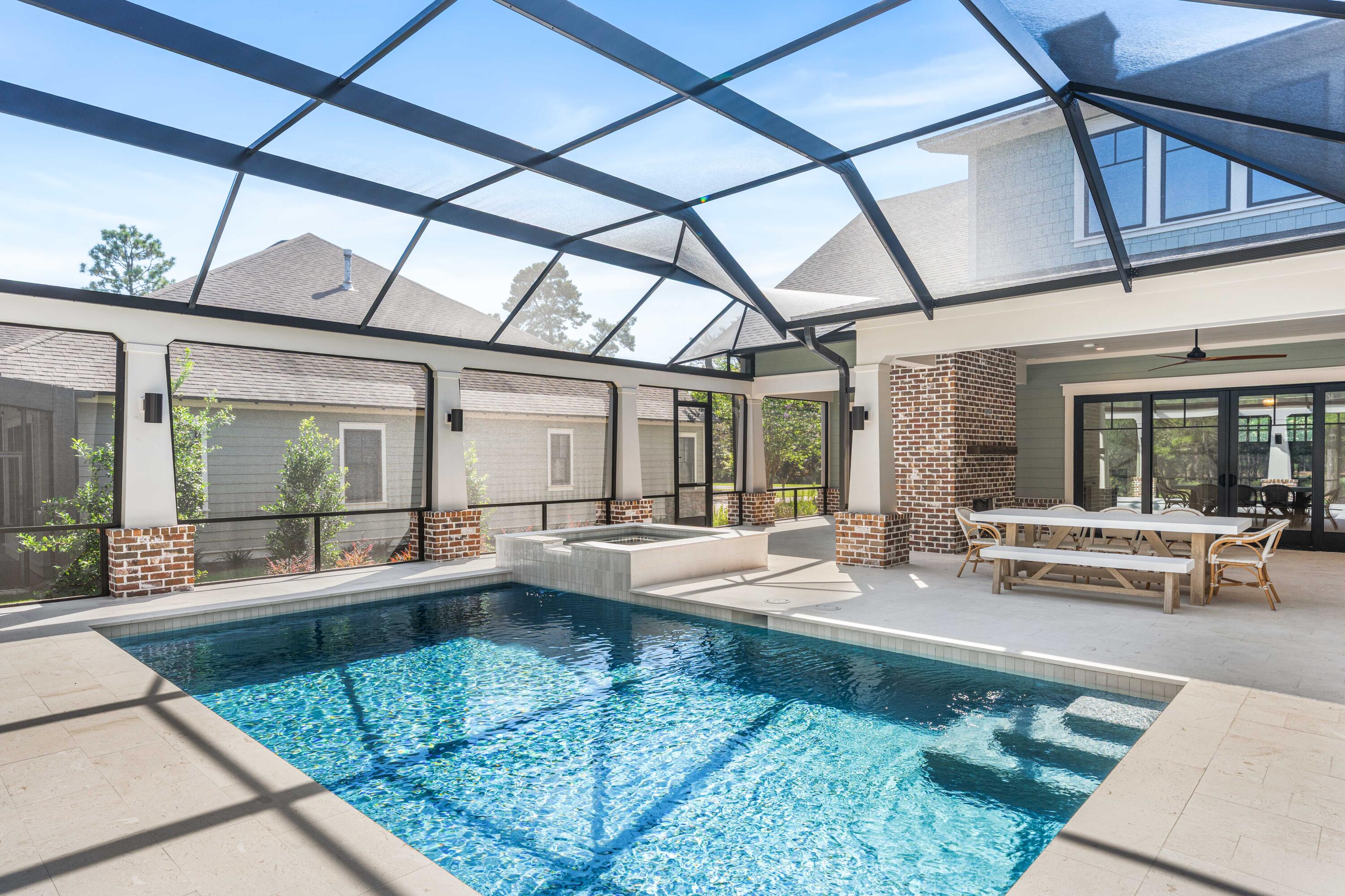 WILD HERON - Residential