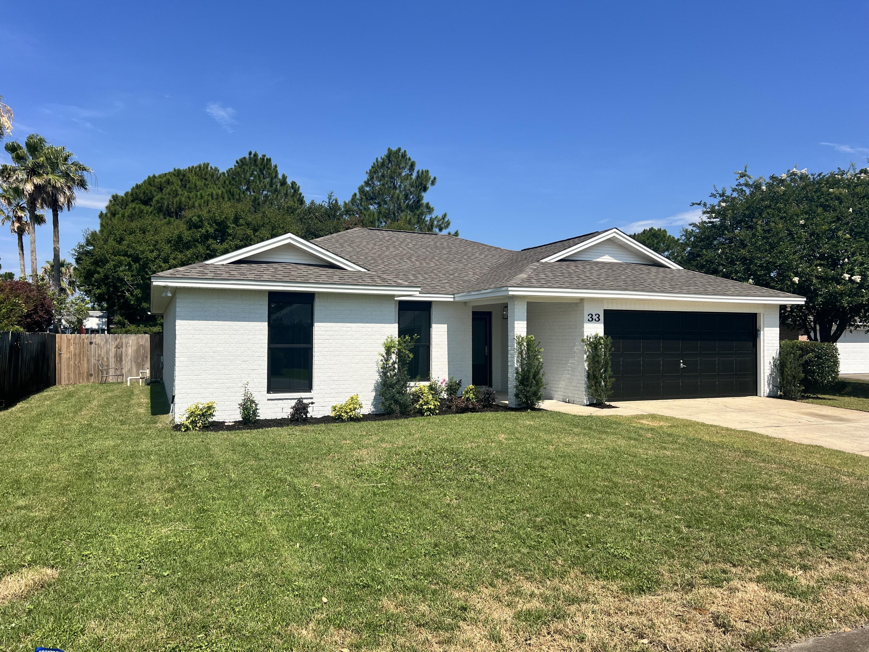 FLAMINGO VILLAGE aka Emerald Walk - Residential