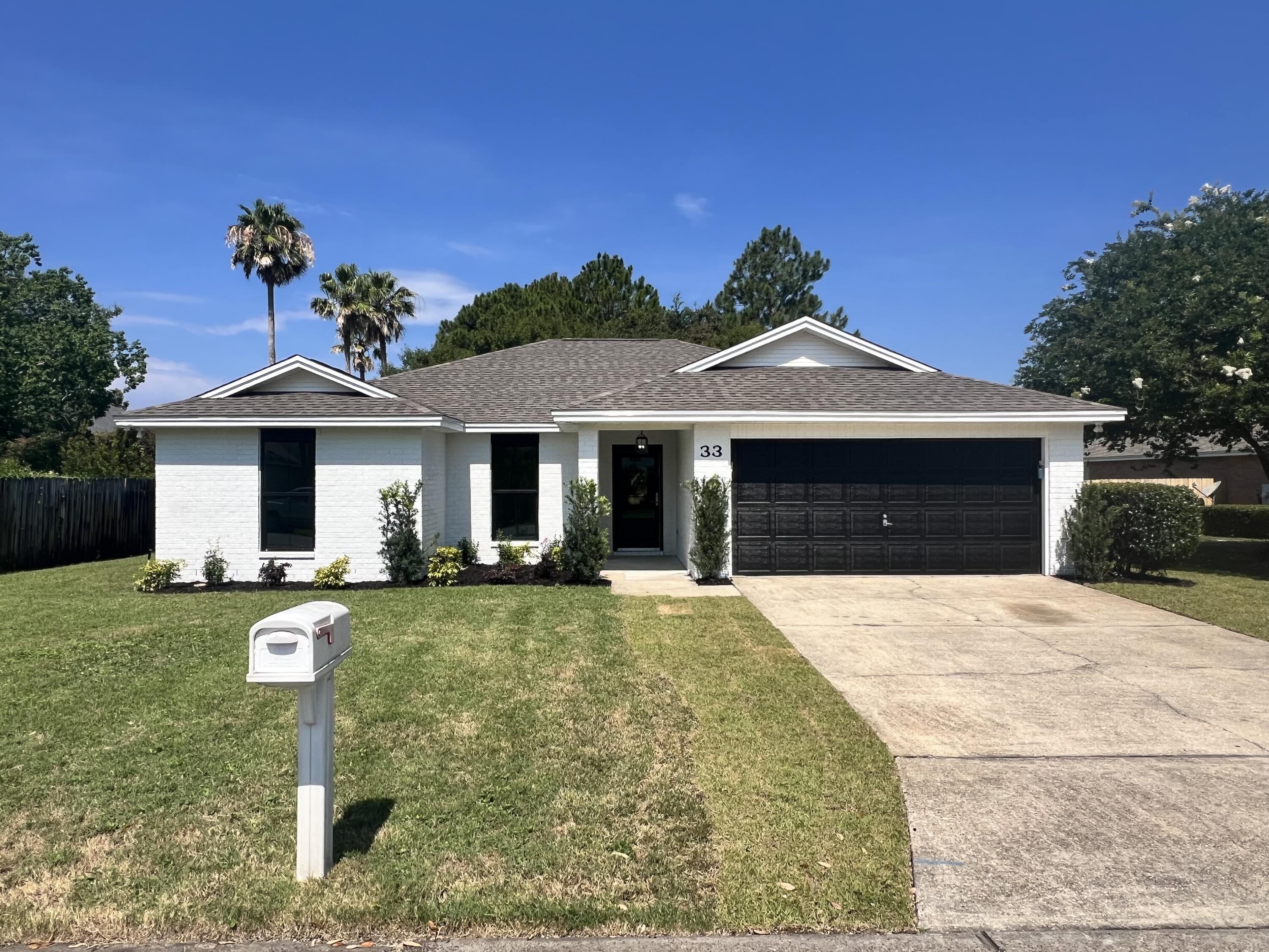 FLAMINGO VILLAGE aka Emerald Walk - Residential