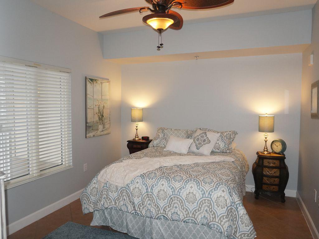 SHORES OF PANAMA - Residential