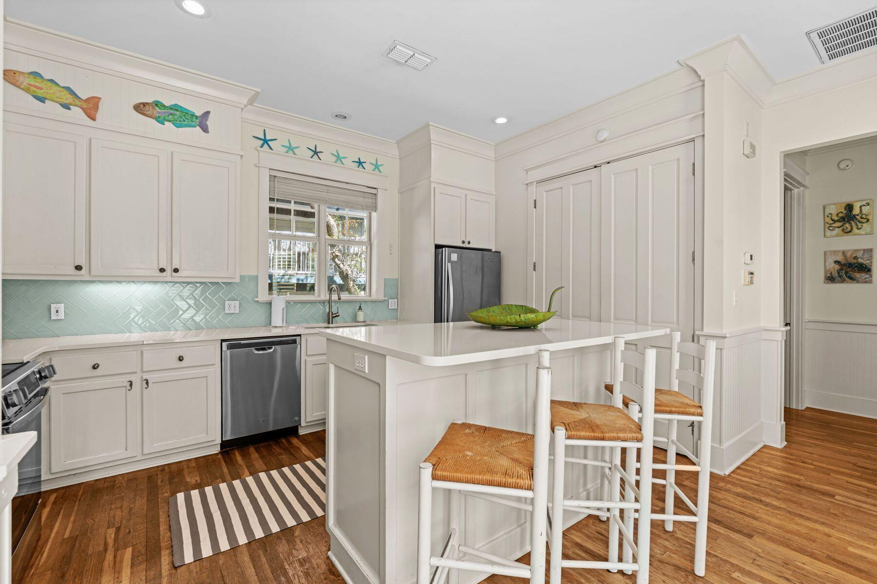 SEAGROVE 1ST ADDN - Residential