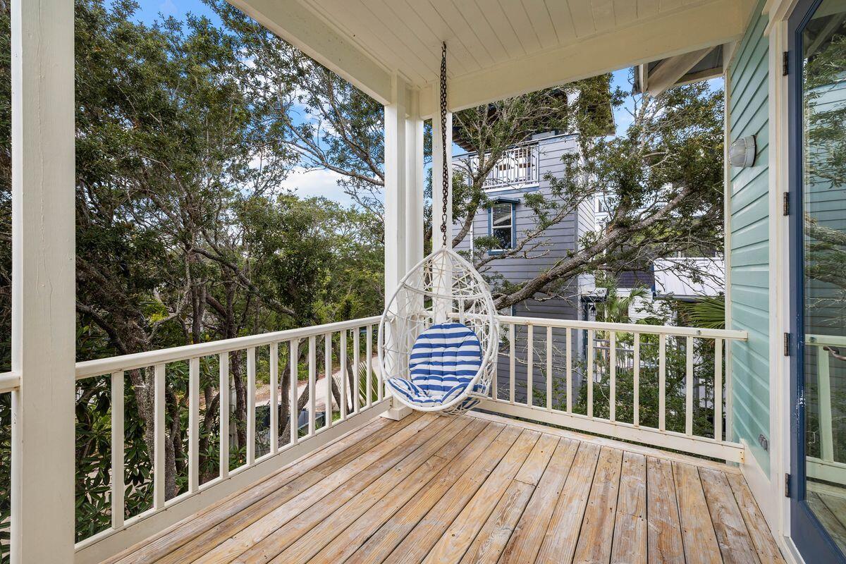 SEAGROVE 1ST ADDN - Residential