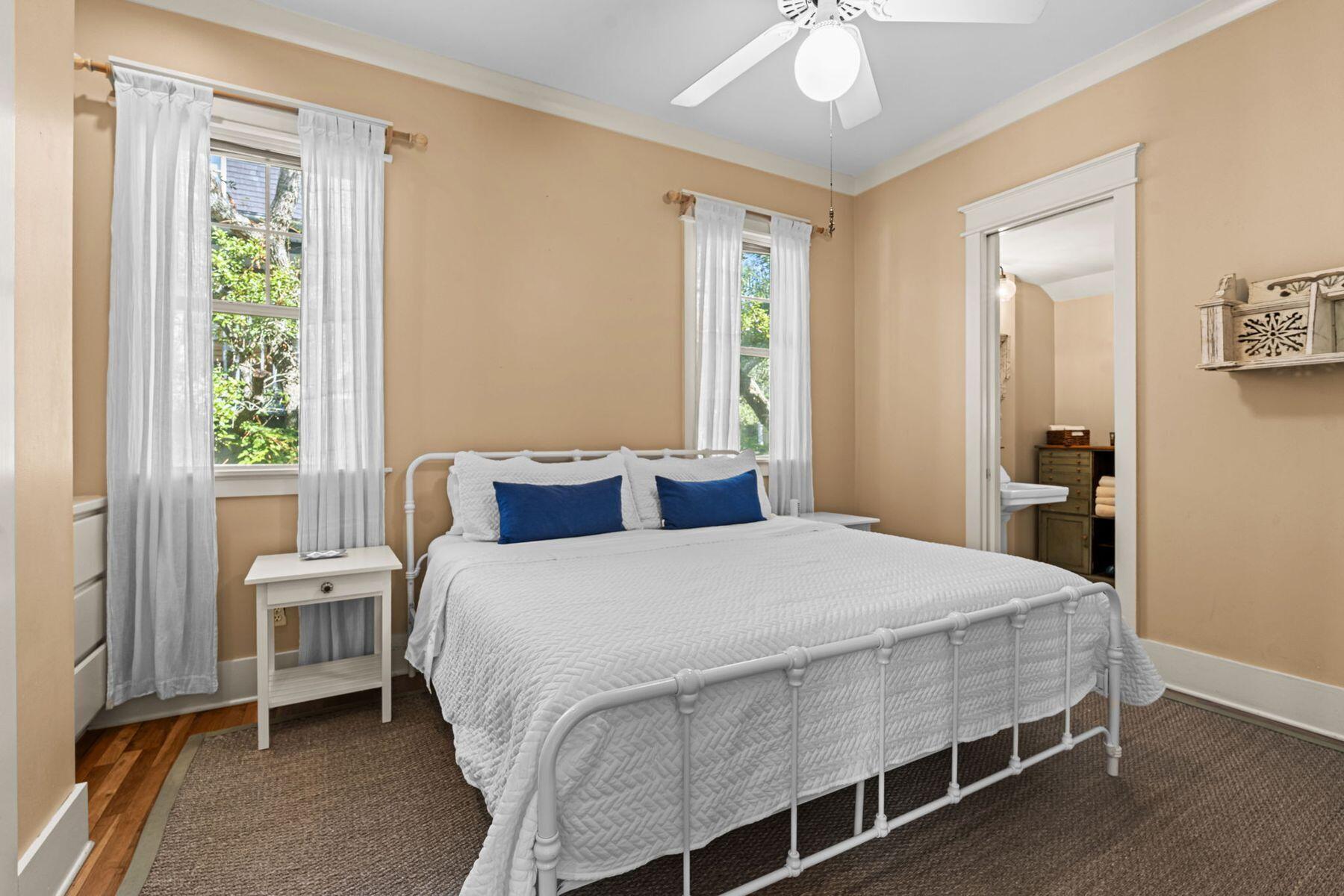 SEAGROVE 1ST ADDN - Residential
