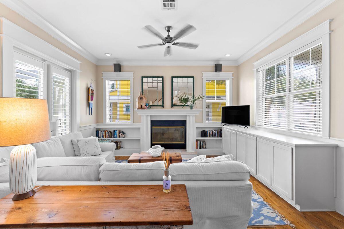 SEAGROVE 1ST ADDN - Residential