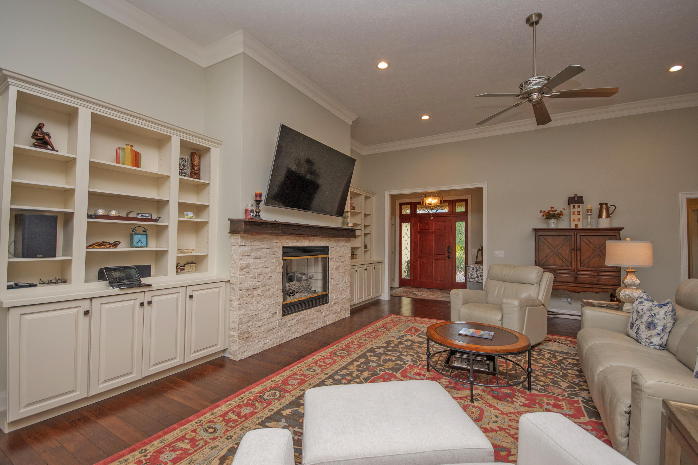 QUEENSBERRY LTD AT BAY POINT - Residential