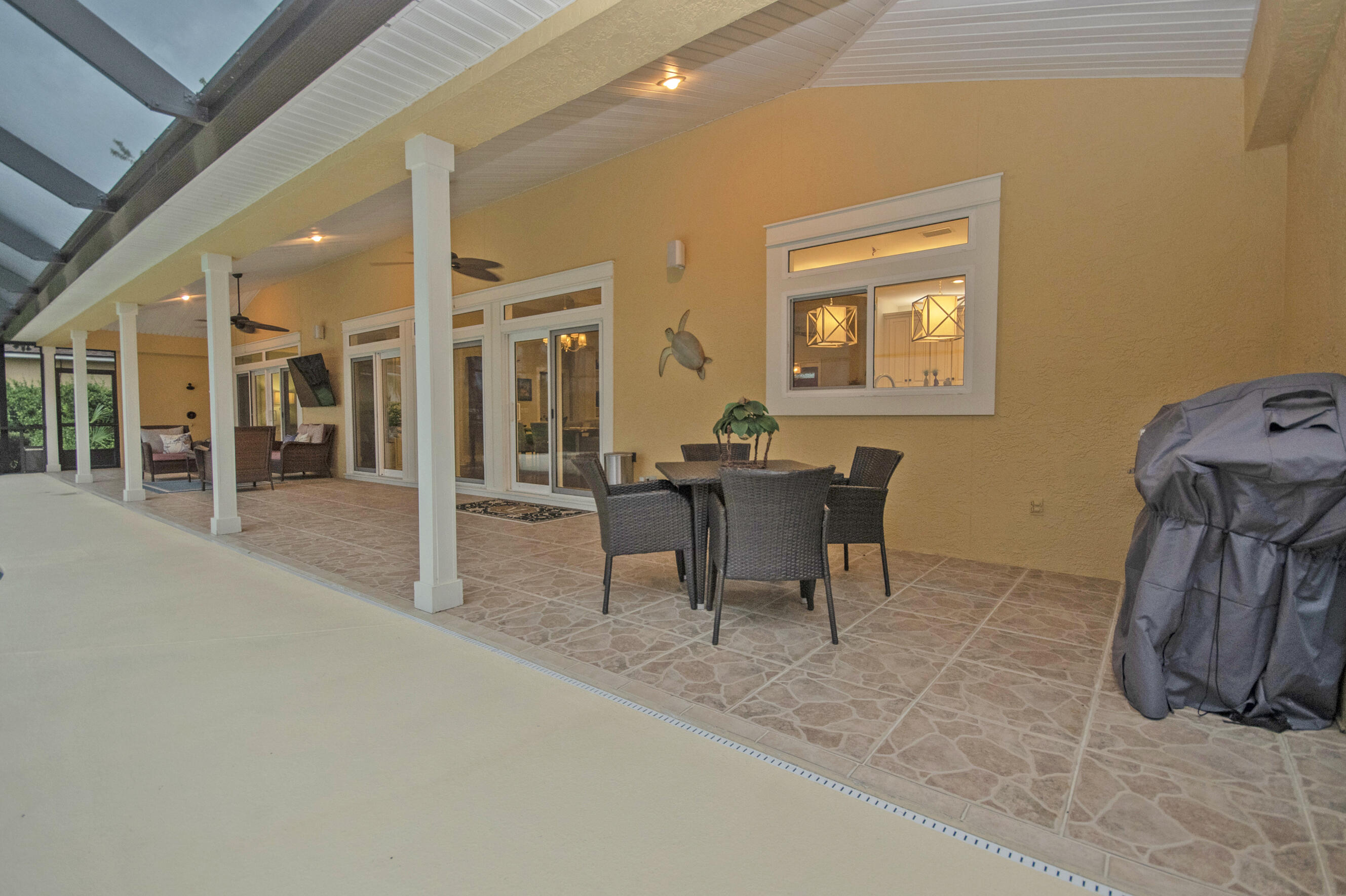 QUEENSBERRY LTD AT BAY POINT - Residential