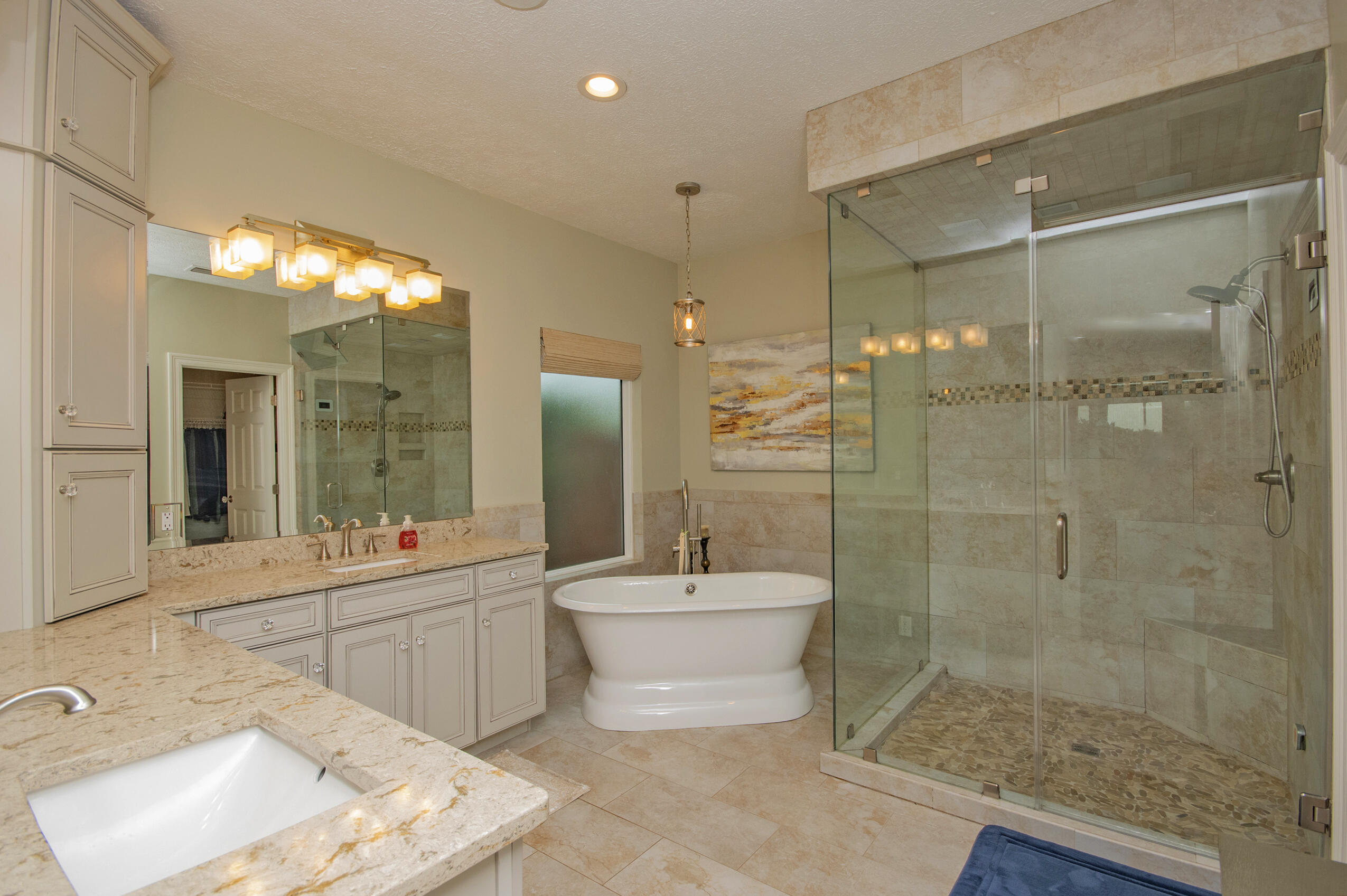QUEENSBERRY LTD AT BAY POINT - Residential