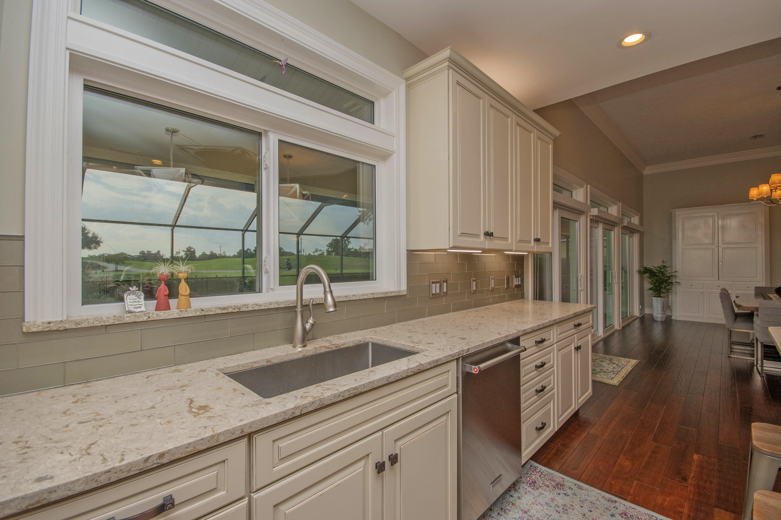 QUEENSBERRY LTD AT BAY POINT - Residential