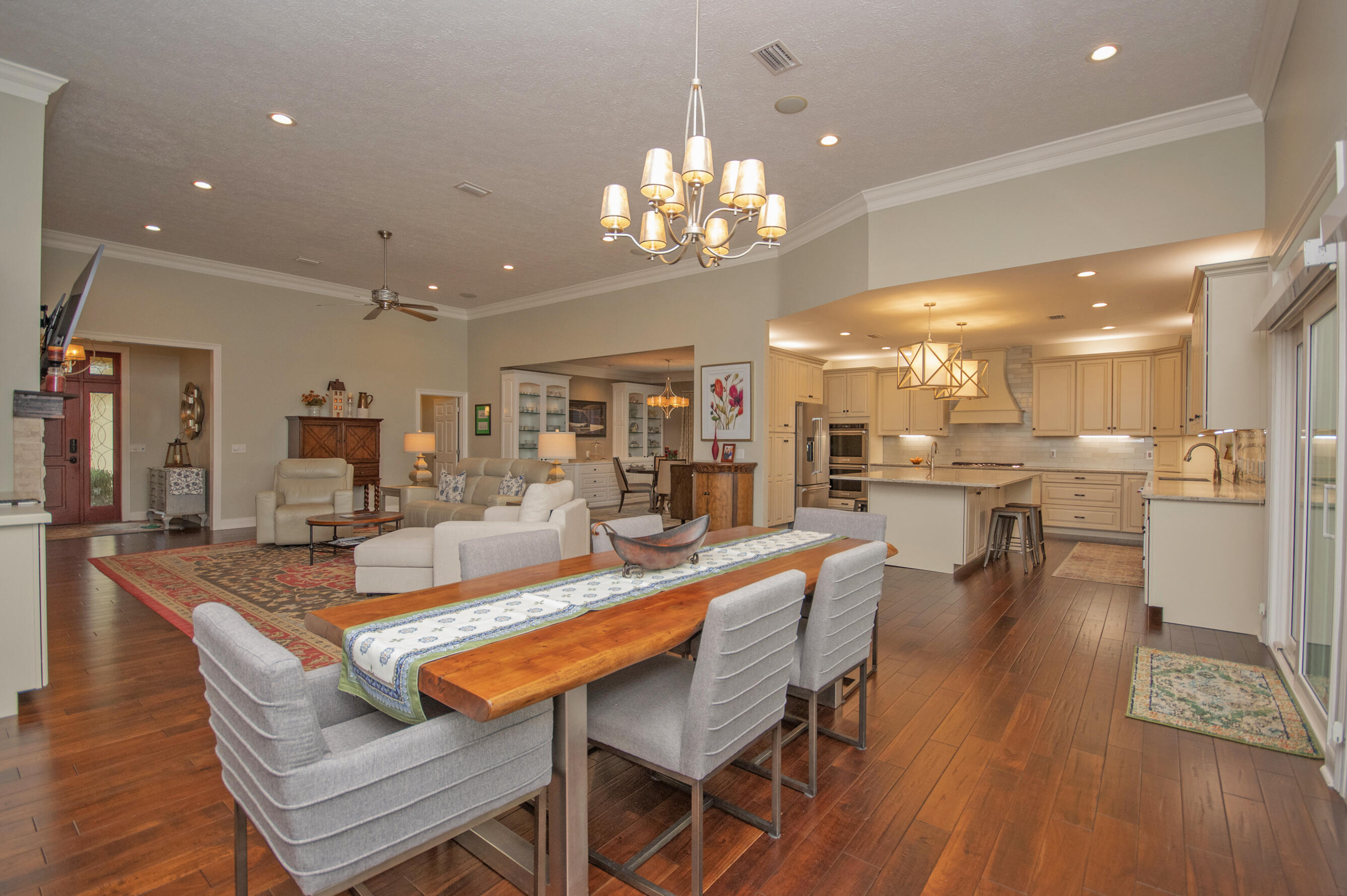QUEENSBERRY LTD AT BAY POINT - Residential
