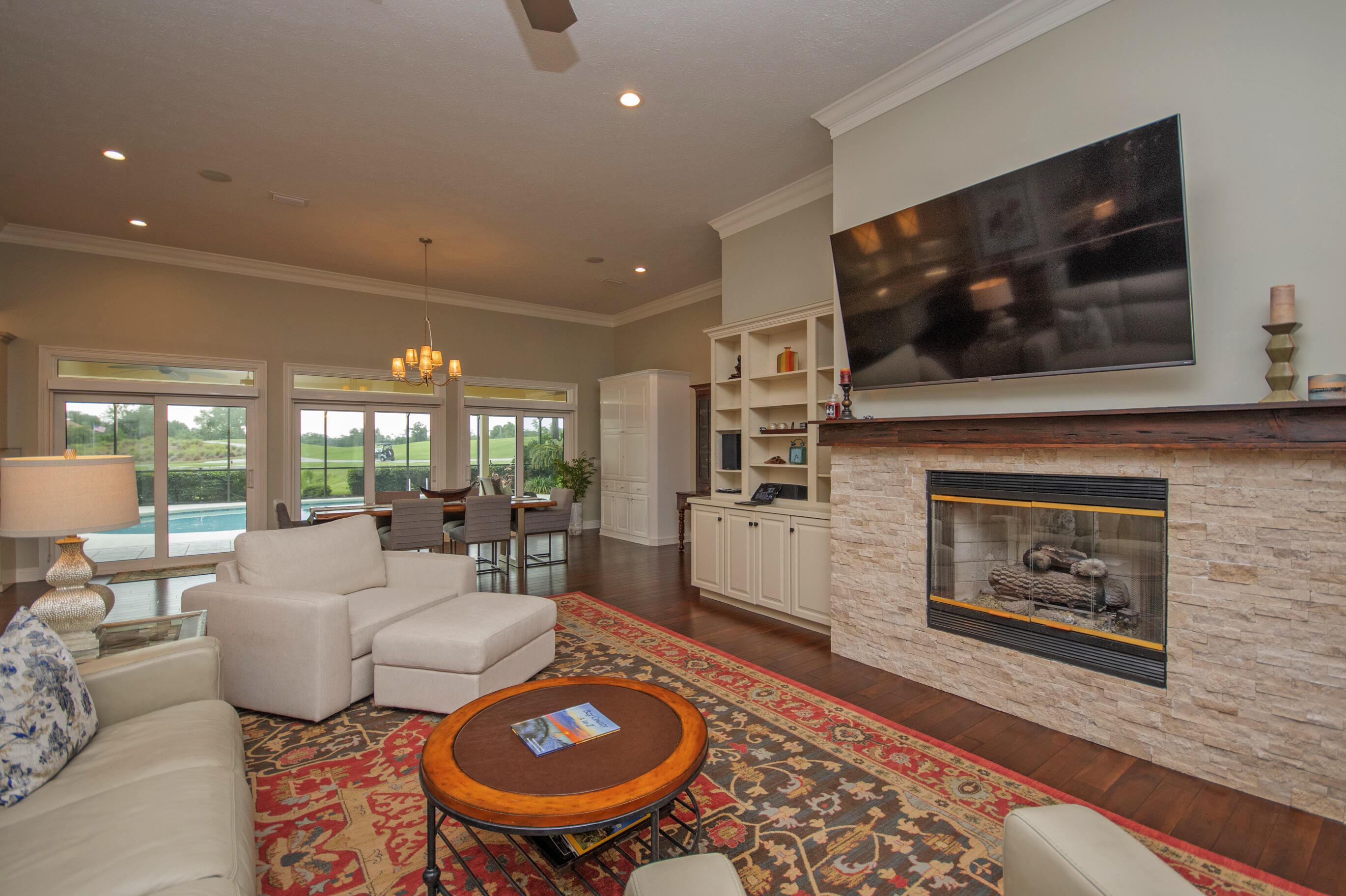 QUEENSBERRY LTD AT BAY POINT - Residential