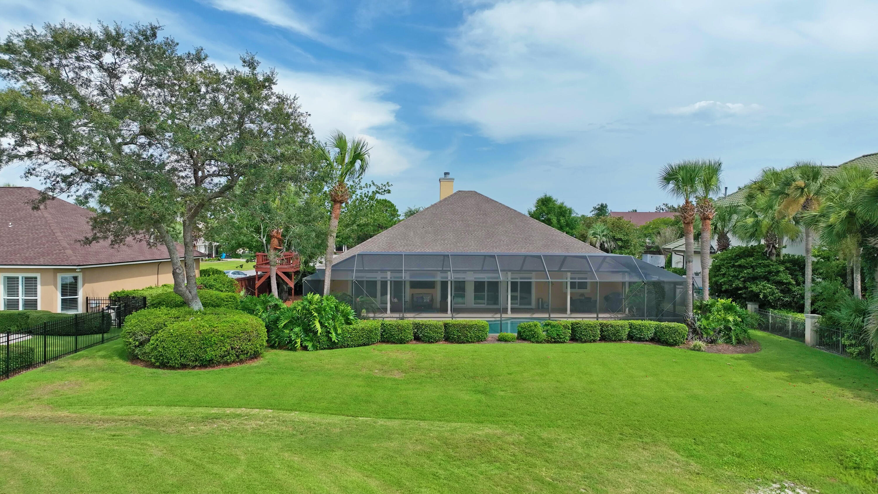 QUEENSBERRY LTD AT BAY POINT - Residential