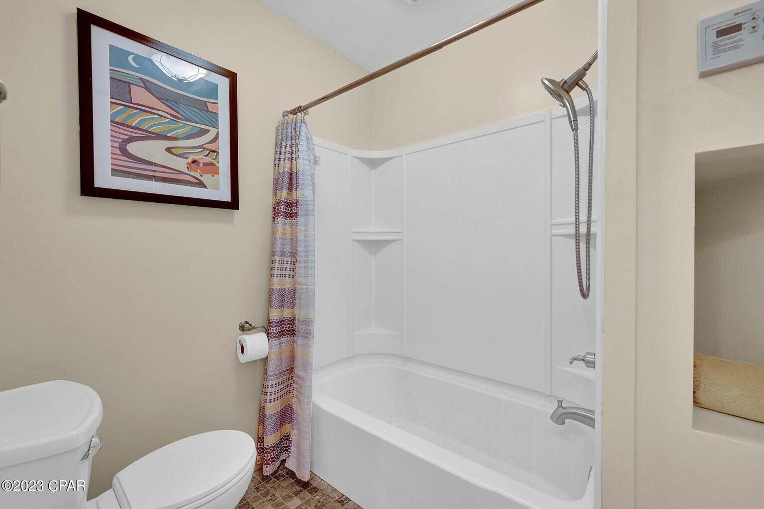 RIVIERA BEACH - Residential