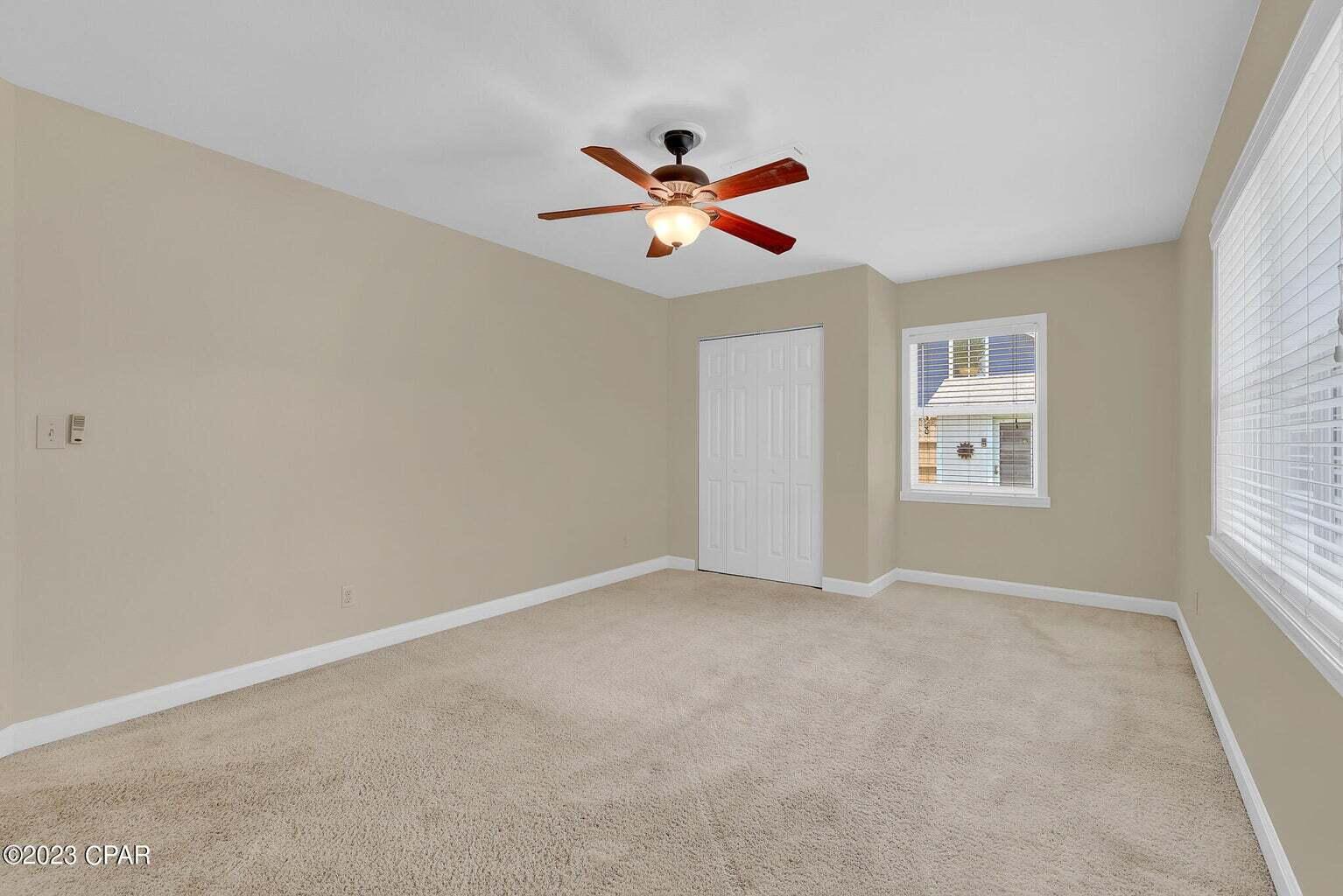 RIVIERA BEACH - Residential