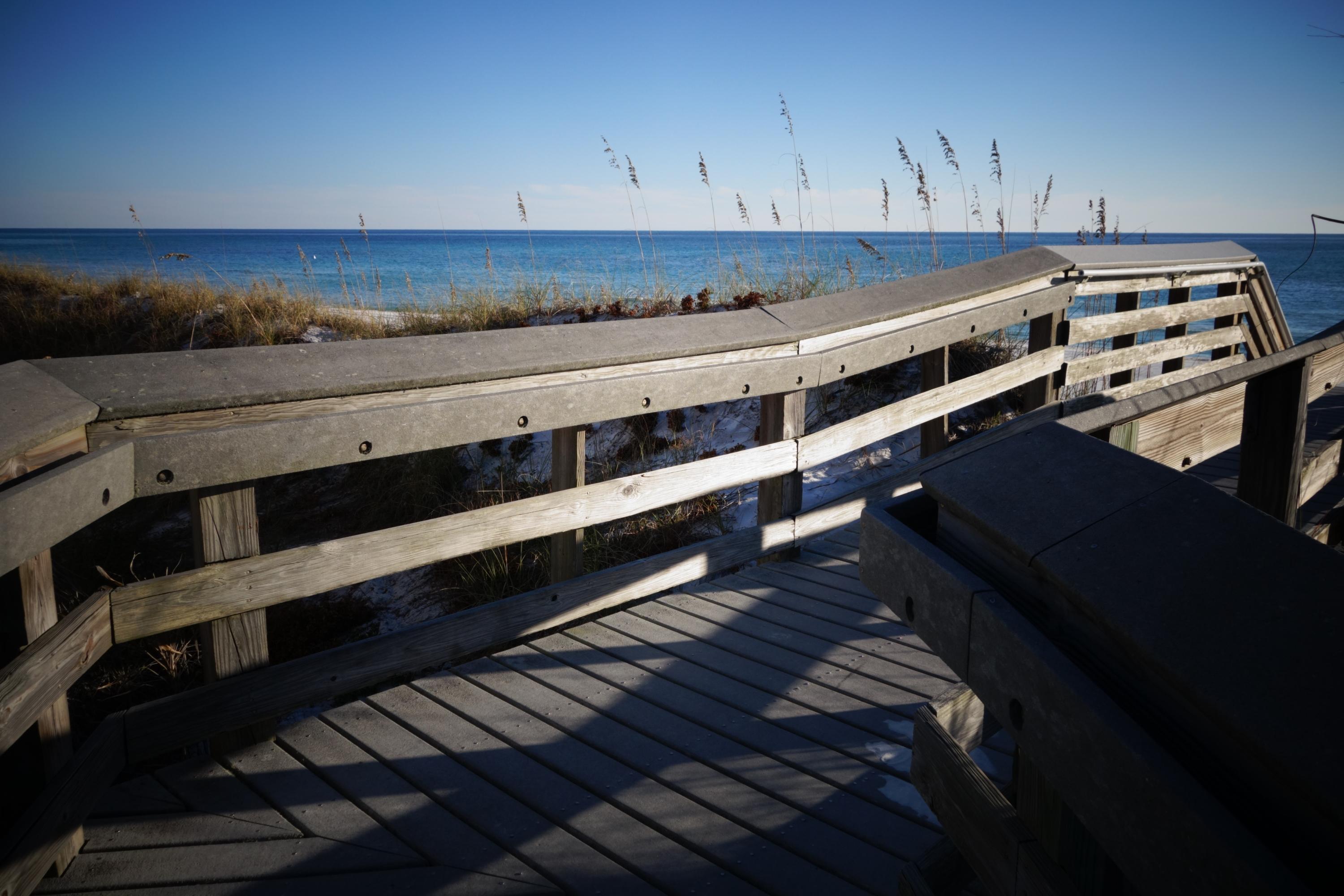 GULF VIEWS - Residential
