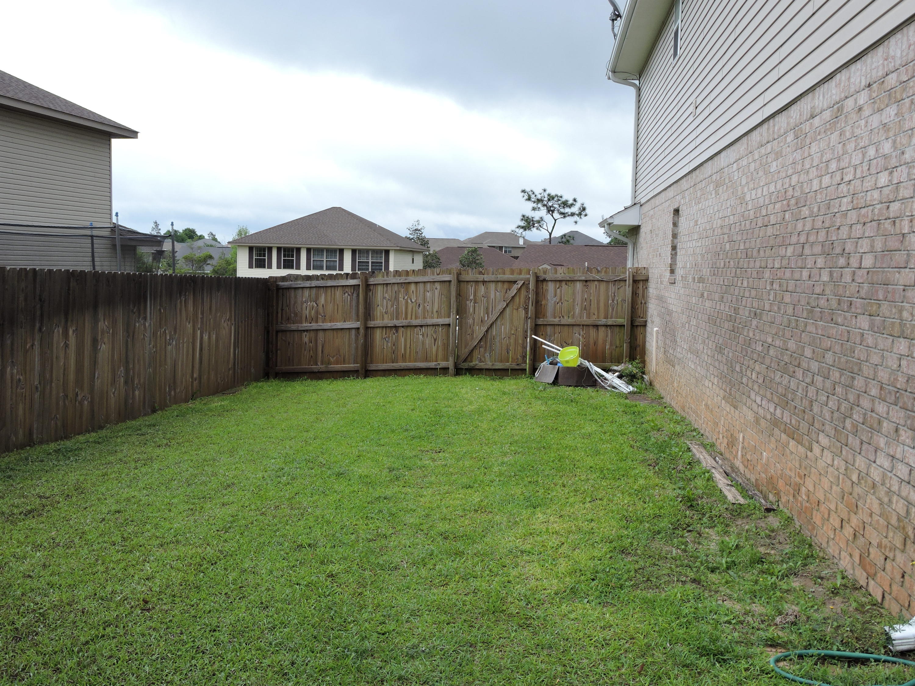 IRON GATE SUBD PHASE II - Residential Lease