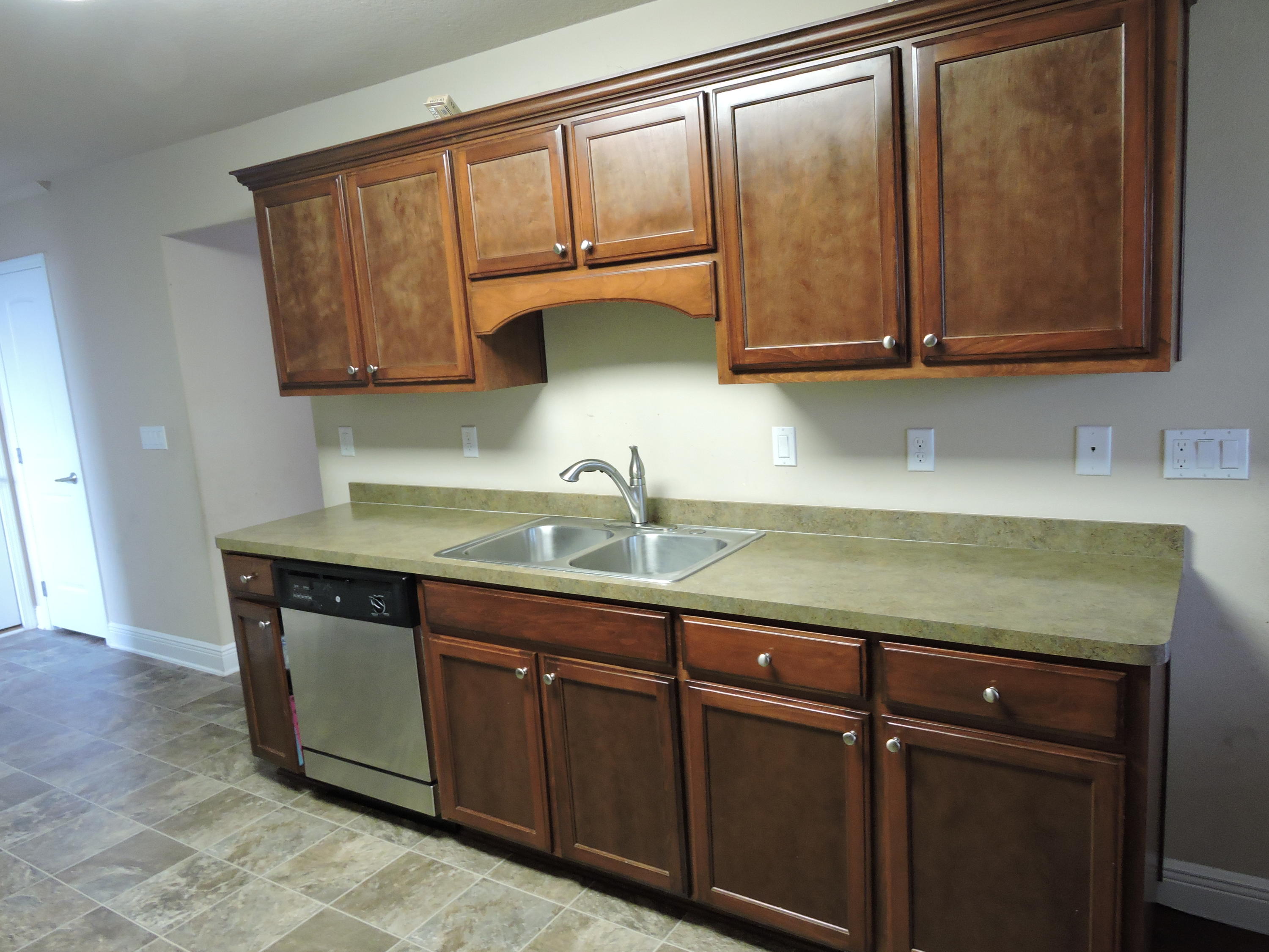 IRON GATE SUBD PHASE II - Residential Lease