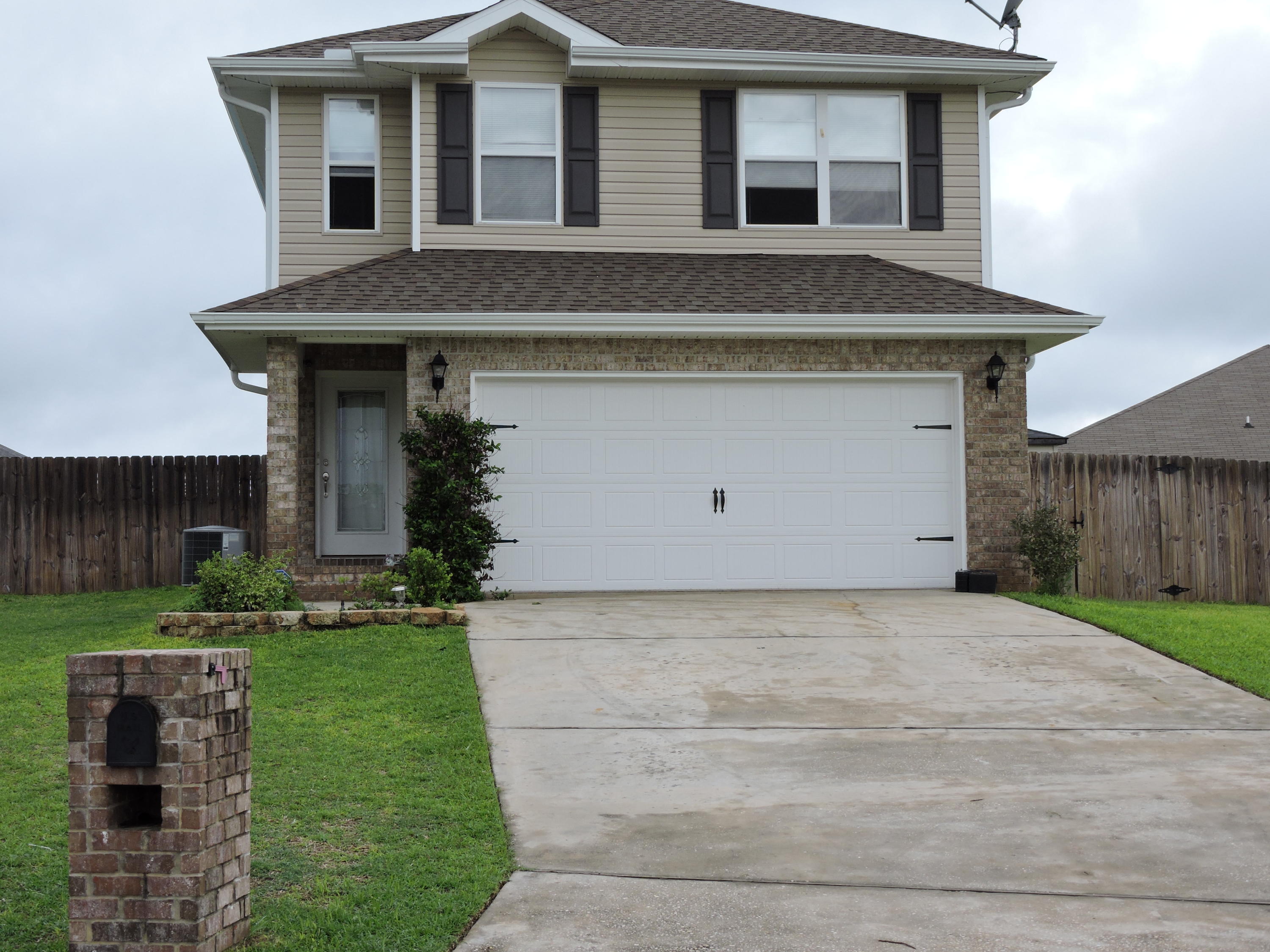 IRON GATE SUBD PHASE II - Residential Lease