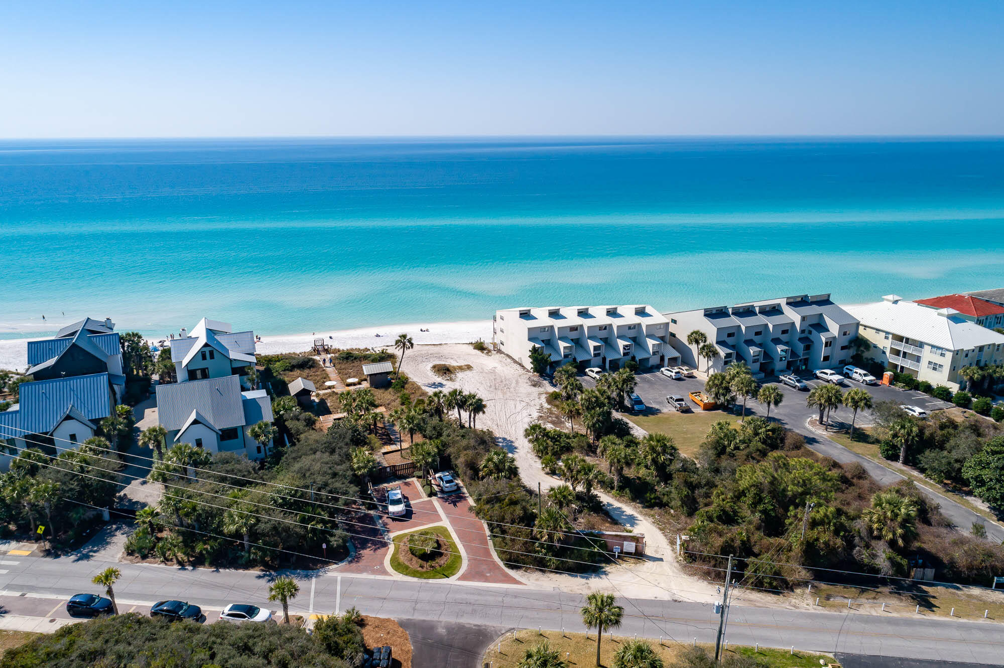 BLUE MOUNTAIN BEACH - Land