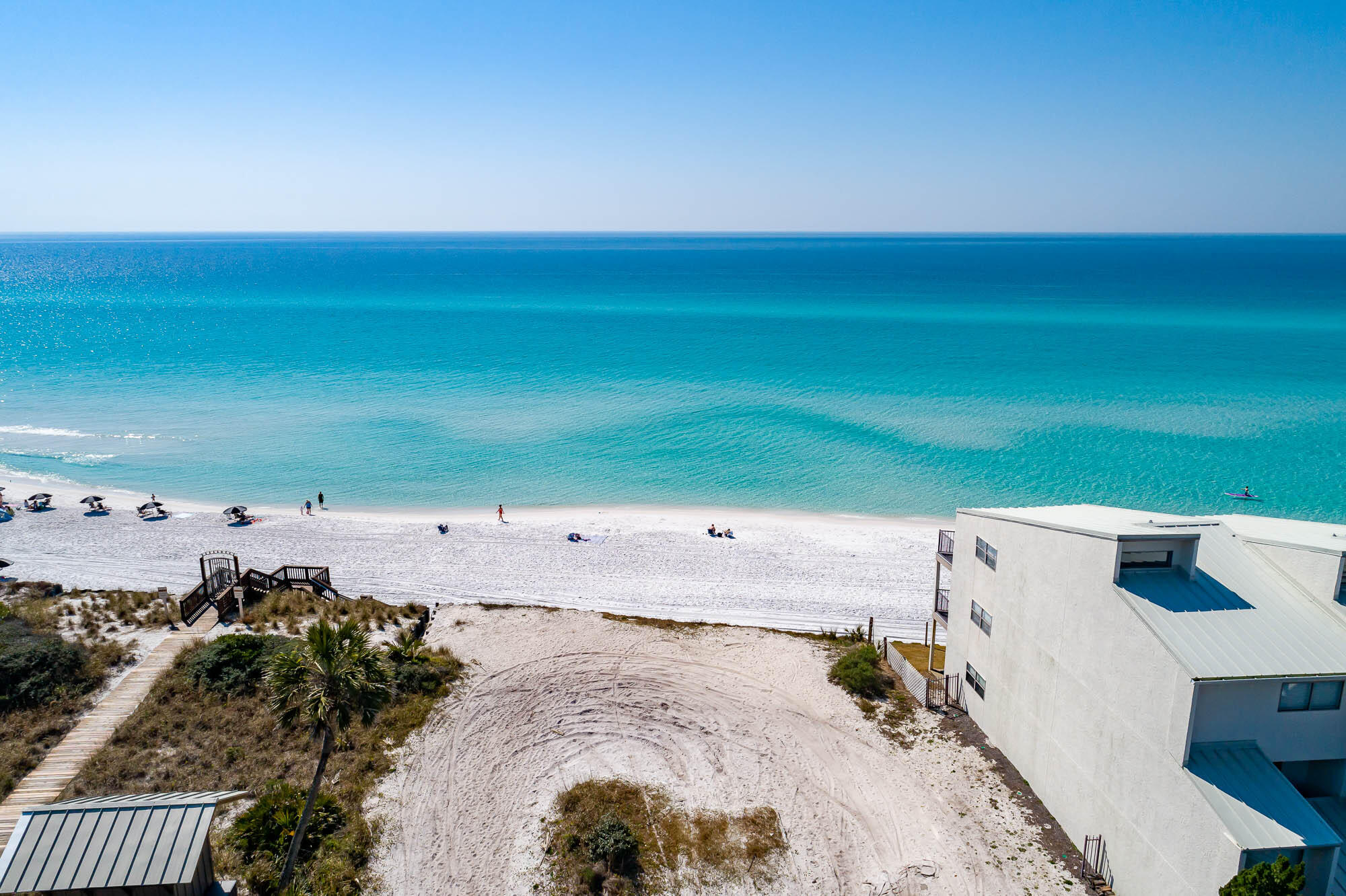 BLUE MOUNTAIN BEACH - Land