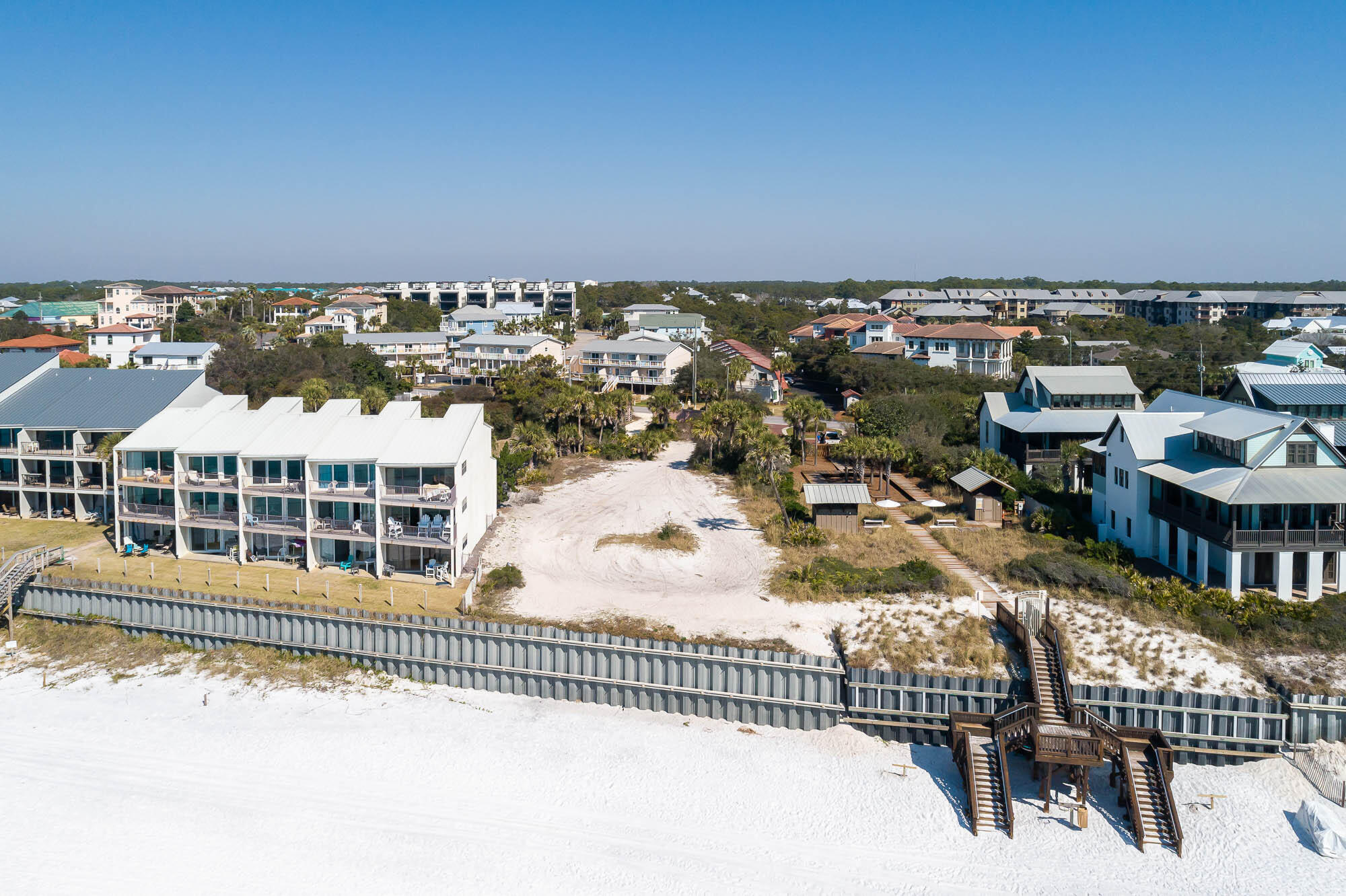 BLUE MOUNTAIN BEACH - Land