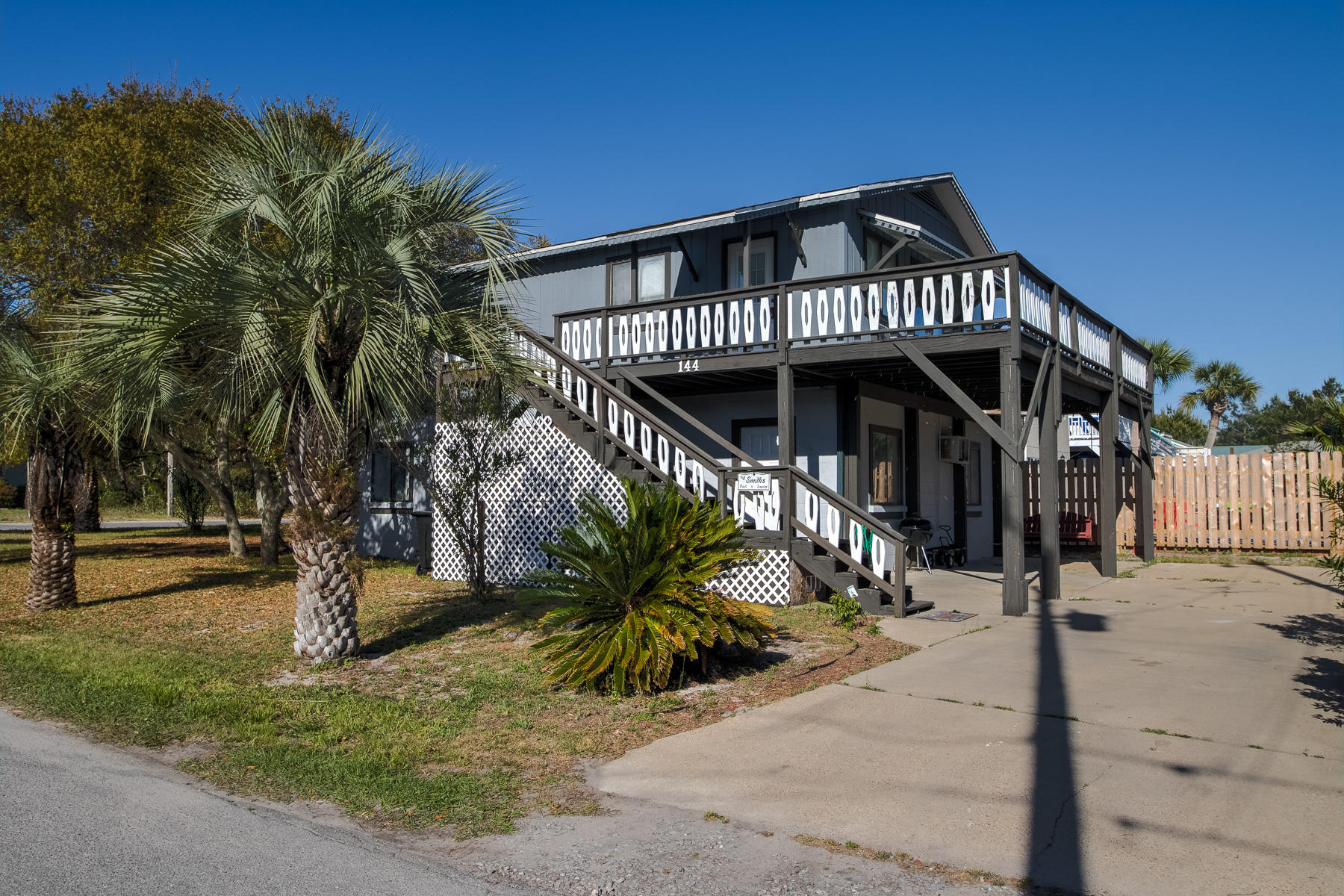 RIVIERA BEACH - Residential